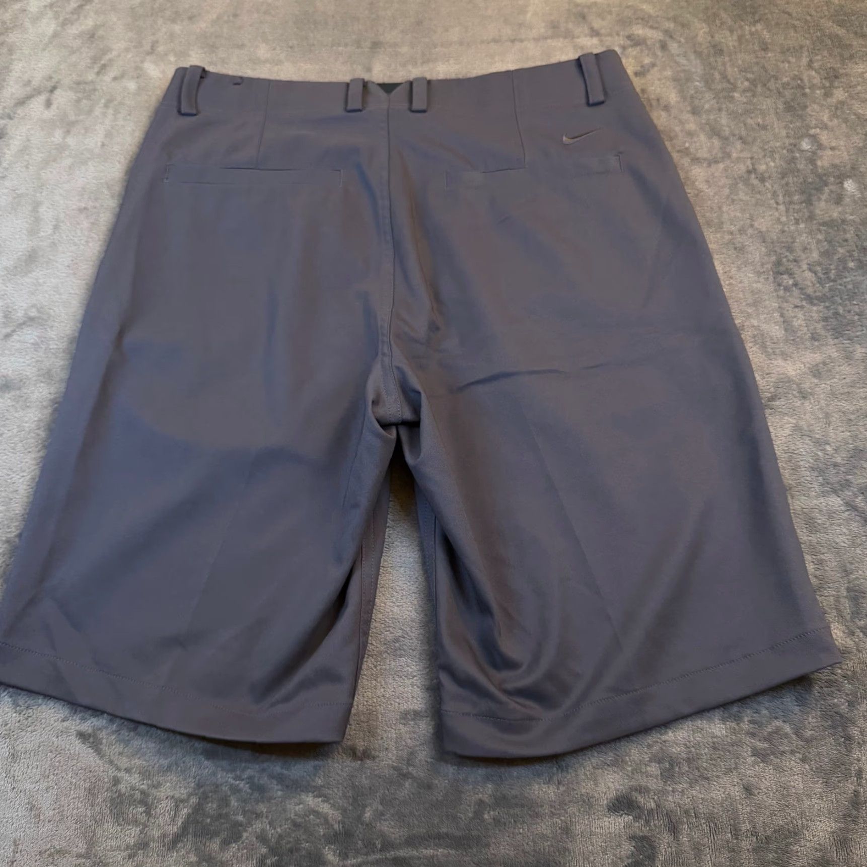 Nike Nike Dri-FIT Golf Shorts Mens 30 Dark Gray Flat Front 10.5 Inseam Moisture Wicking Breathable Athletic Preppy Golfwear Shorters Size US 30 / EU 46 - 3 Thumbnail