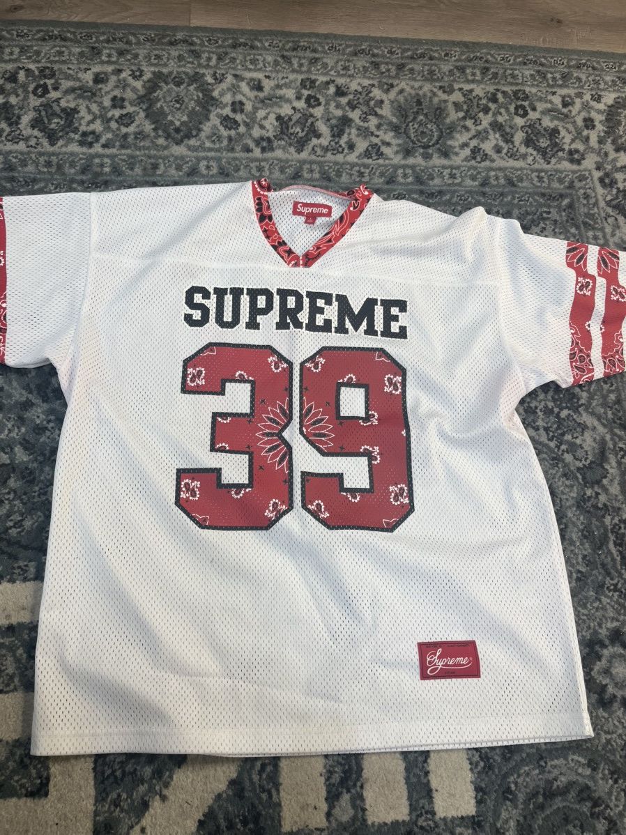 Supreme Supreme Bandana Jersey Red Size US L / EU 52-54 / 3 - 1 Thumbnail