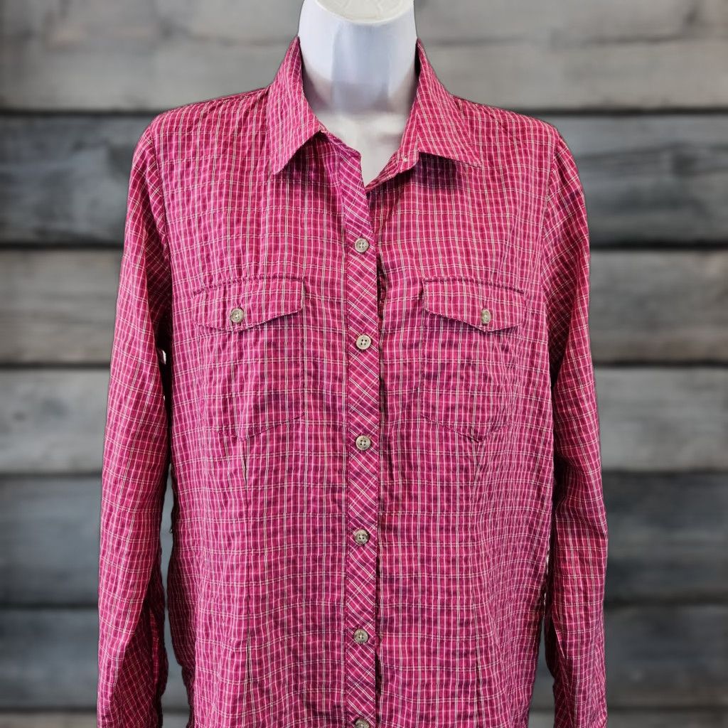 Eddie Bauer VINTAGE Eddie Bauer Travex Womens Button Front Top Sz Medium Pink Pockets Vented Size M / US 6-8 / IT 42-44 - 1 Thumbnail