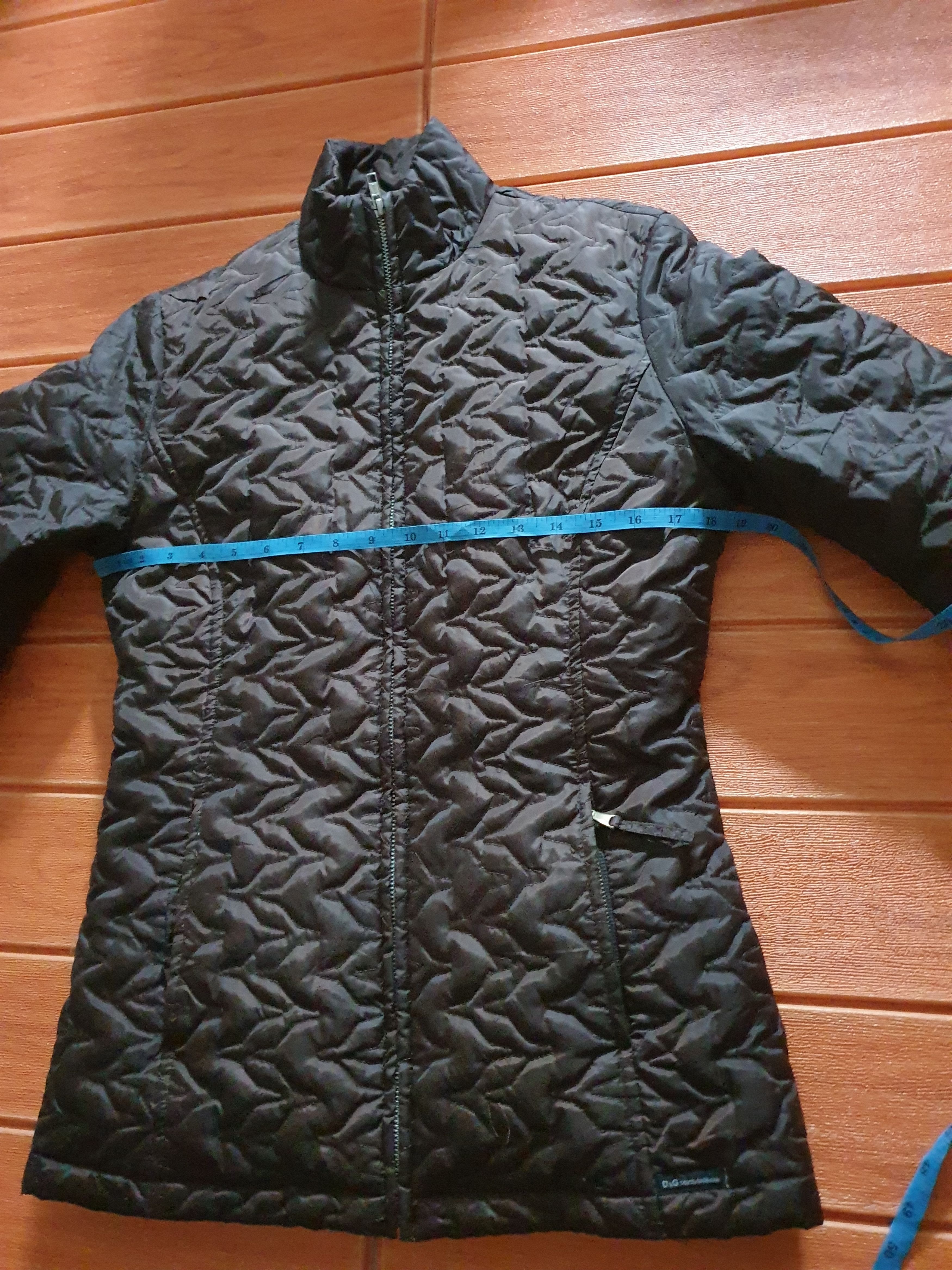 Dolce & Gabbana 💥Dolce & Gabbana Made in Italy puffer sweater Size S / US 4 / IT 40 - 7 Thumbnail