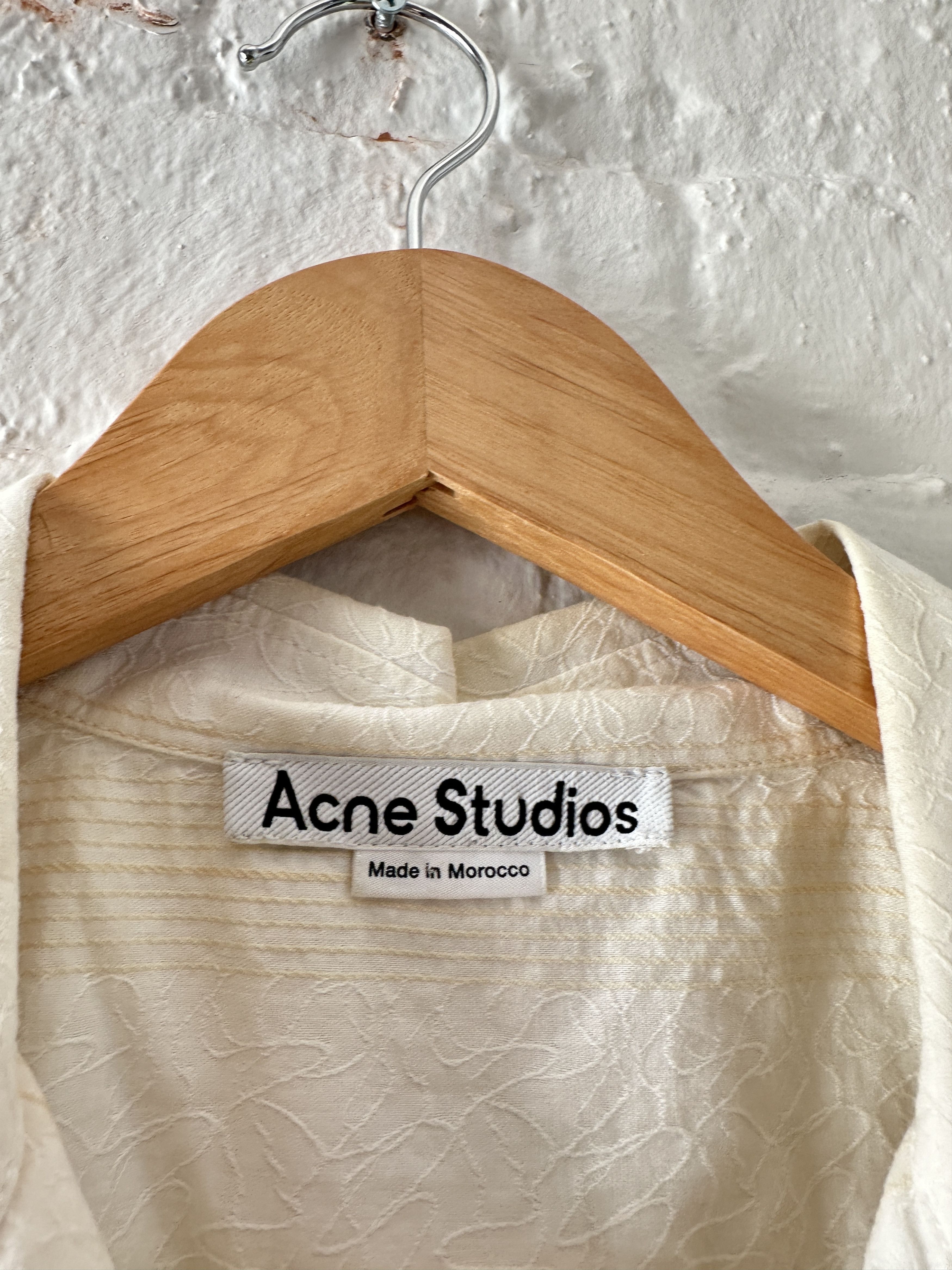 Acne Studios Acne Studios Camp Collar Button Up Shirt Size US S / EU 44-46 / 1 - 3 Thumbnail