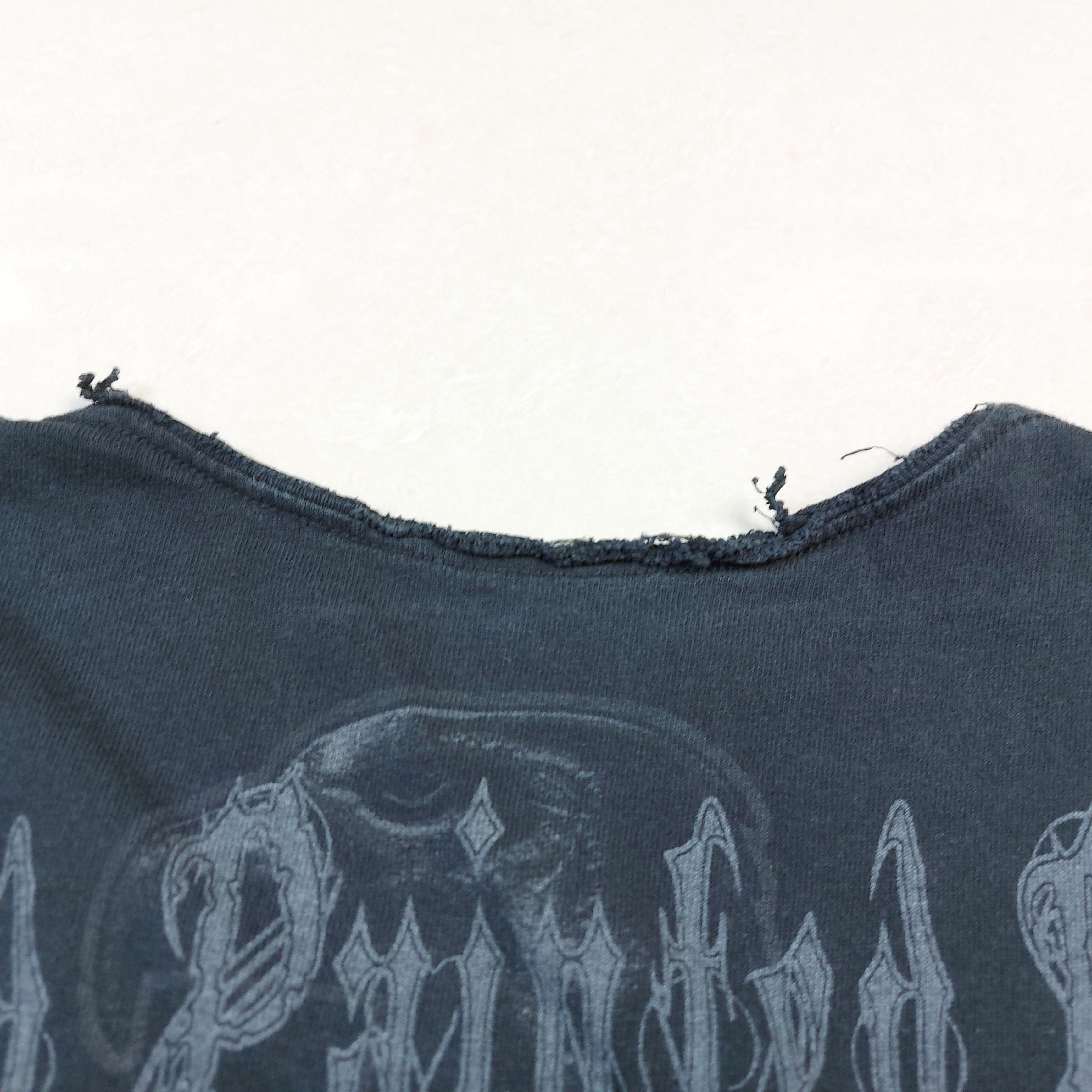 Band Tees VTG Slayer Band 2011 World Painted Blood Tour Cut-Off Tank Size US L / EU 52-54 / 3 - 15 Thumbnail