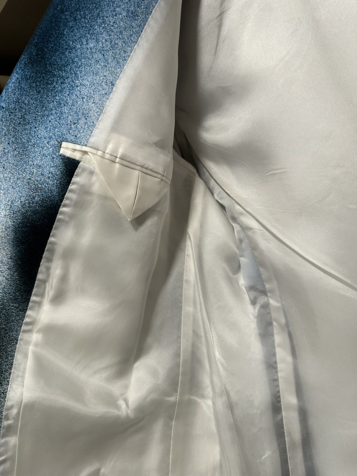 Alexander McQueen NWT $3990 Runway Alexander McQueen Spray Paint Blazer size50 Size 40R - 6 Thumbnail