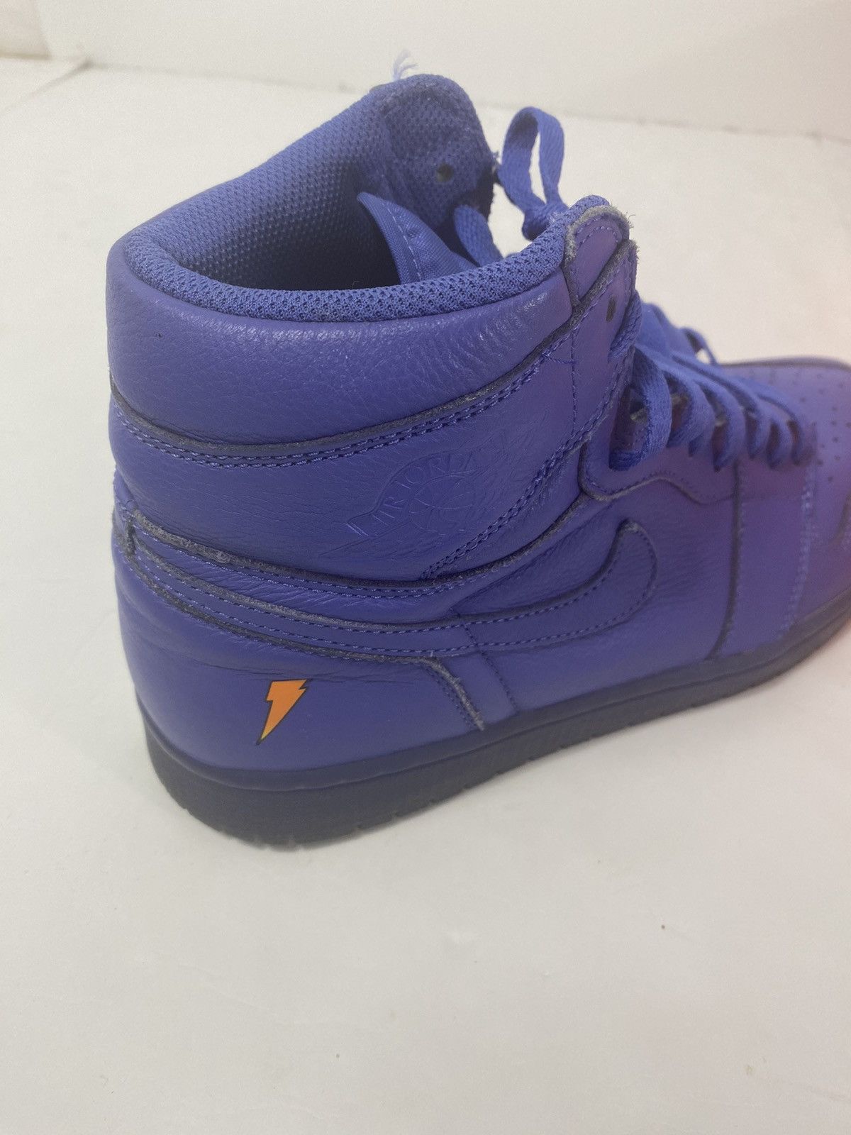 Gatorade × Nike Nike Air Jordan 1 Retro High OG Gatorade Grape Purple Size US 10.5 / EU 43-44 - 4 Thumbnail