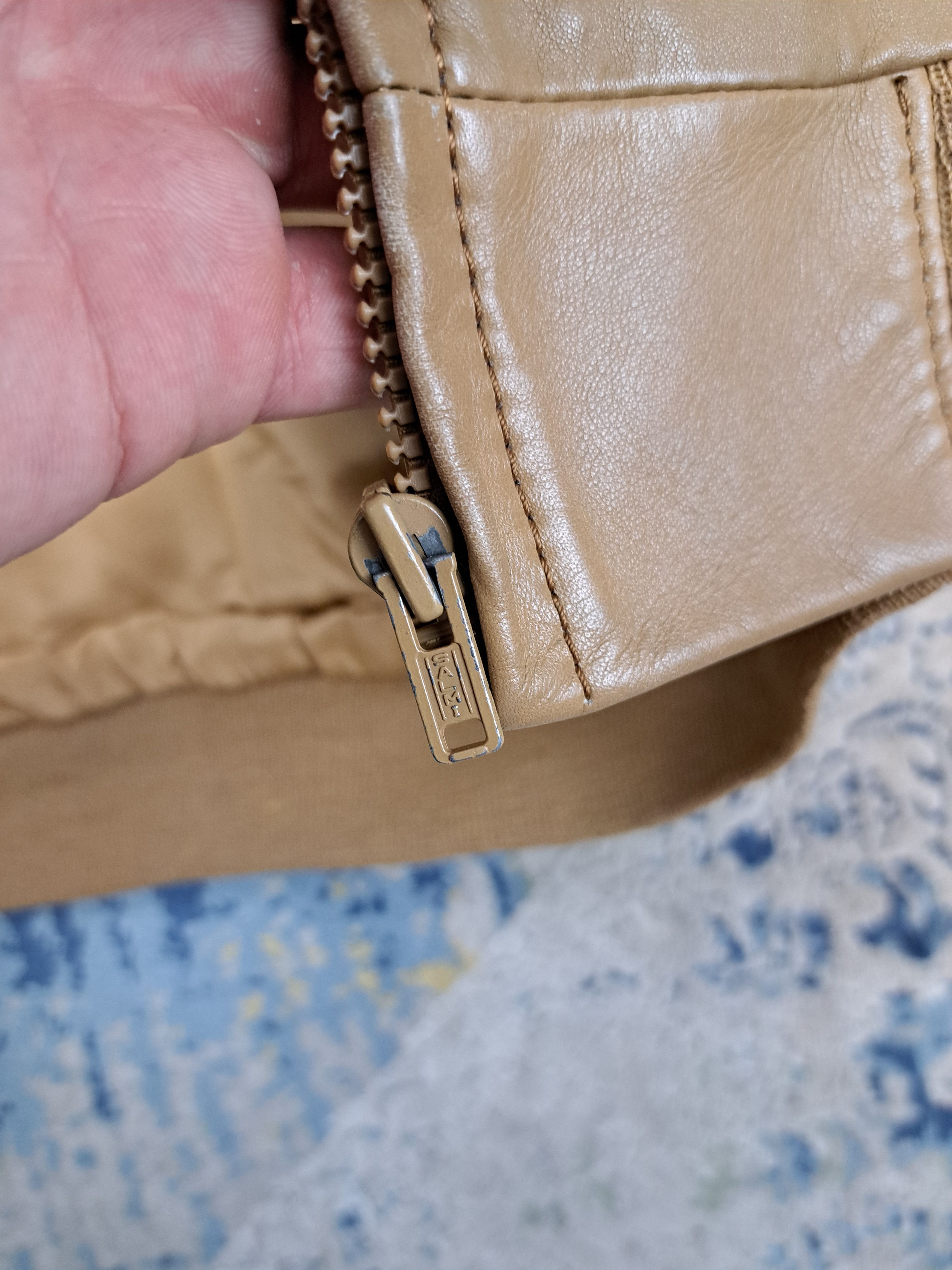 Genuine Leather Vintage High Quality Leather Jacket Salmi Zip Size US L / EU 52-54 / 3 - 4 Thumbnail