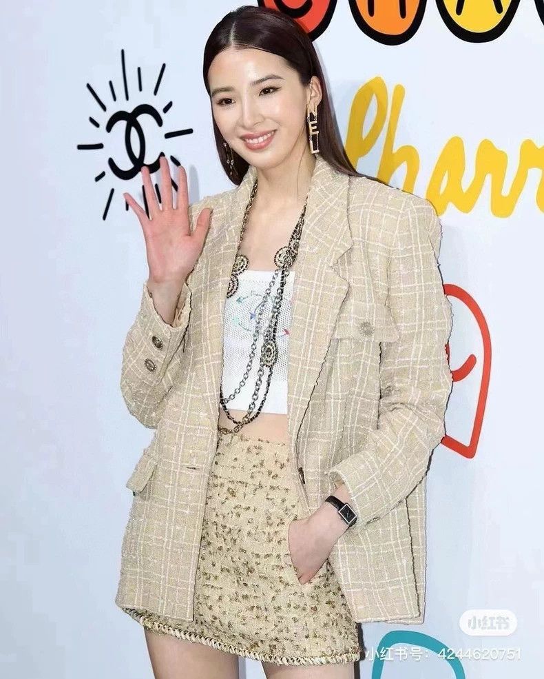 Chanel Chanel Beige silhouette suit Size XXS / US 00 / IT 34 - 6 Thumbnail