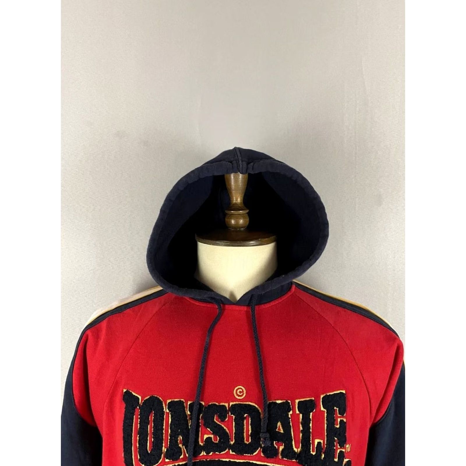 Lonsdale Lonsdale Hoodie Mens Size L Red Cotton Long Sleeve Drawstring Pocket Size US L / EU 52-54 / 3 - 5 Thumbnail