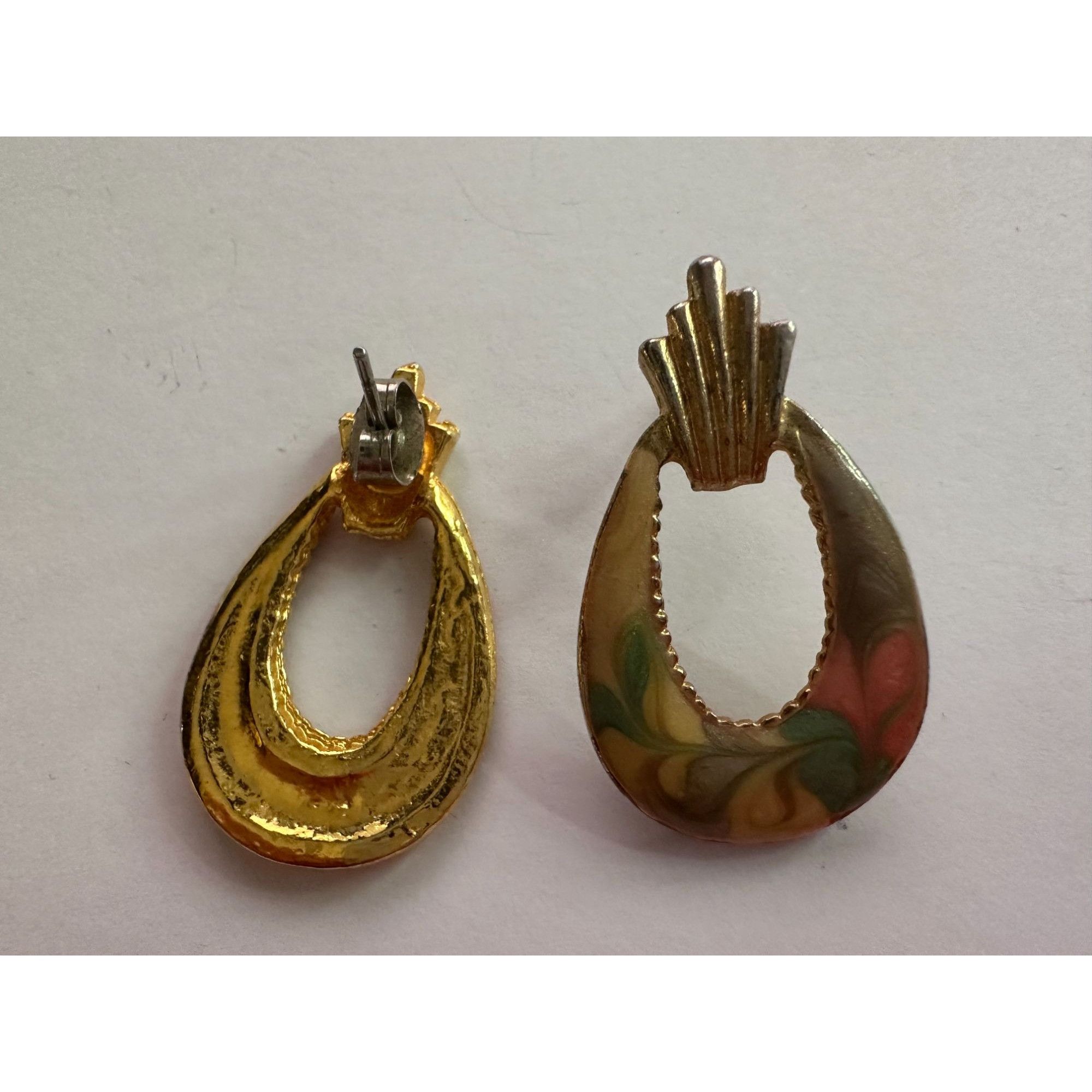 Other Four Beautiful Pairs of Women's Vintage Earrings Size ONE SIZE - 19 Thumbnail