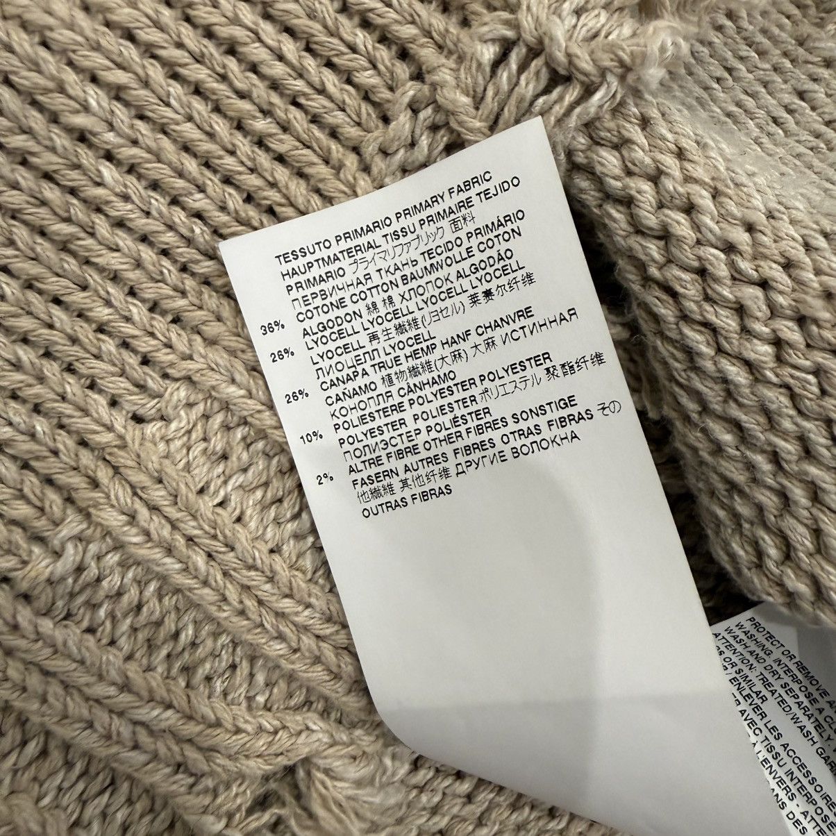 Maison Margiela DISTRESSED KNIT SWEATER Size US S / EU 44-46 / 1 - 5 Thumbnail