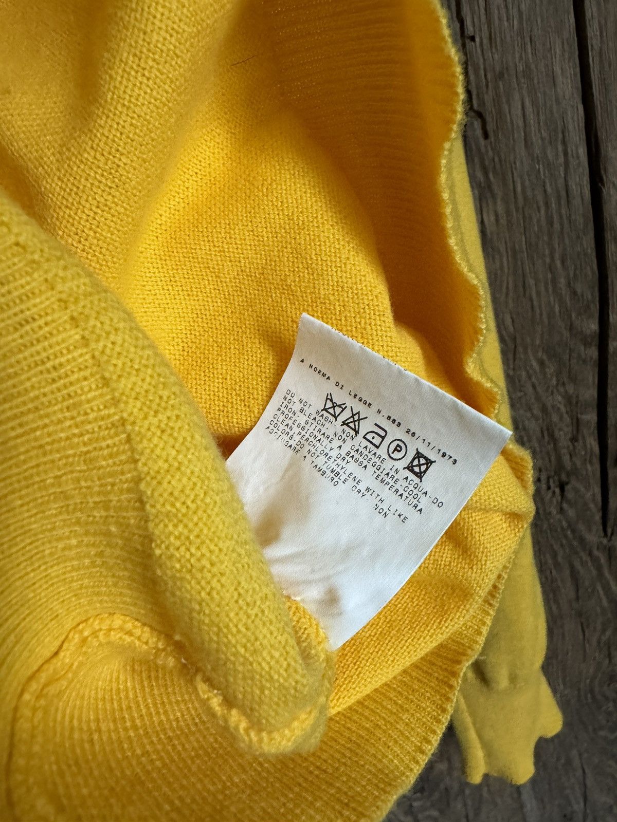 Dolce & Gabbana × Vintage Vintage Dolce & Gabbana V-neck Cotton Light Sweater Size US L / EU 52-54 / 3 - 8 Thumbnail