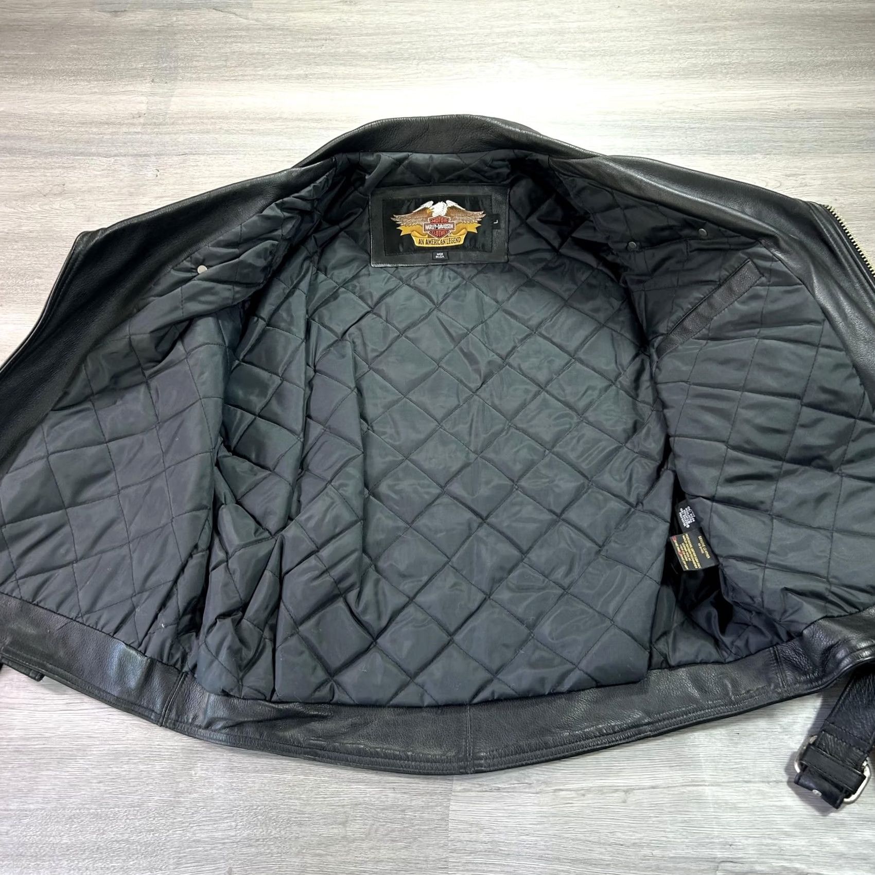 Harley Davidson VINTAGE Harley-Davidson Mens Jacket 48 Leather Black Biker Motorcycle Riding USA Jacket/Coat Short Zip Pockets Size US M / EU 48-50 / 2 - 3 Thumbnail