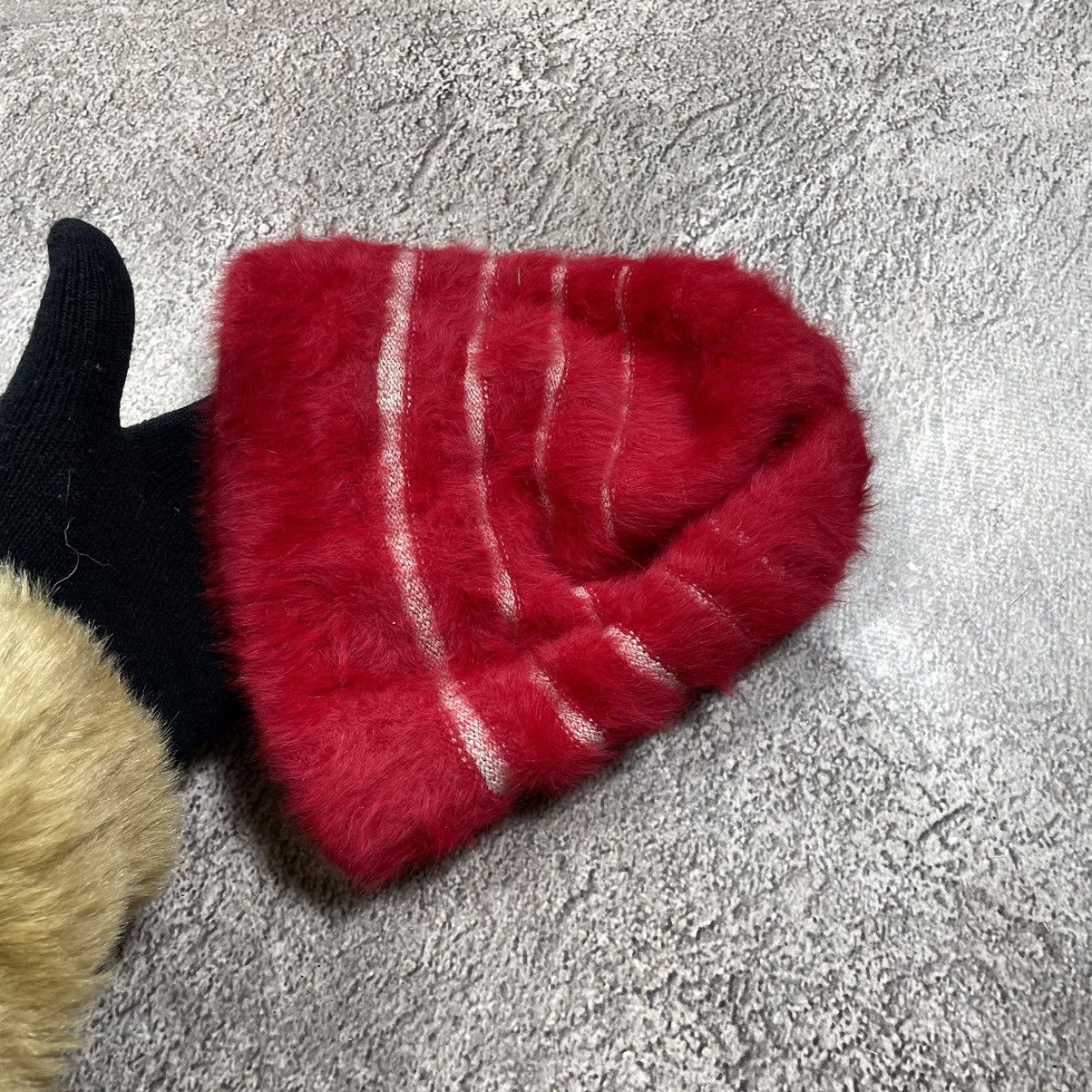 Vintage Vintage 90s Mohair Beanie Skeleton Hand Grunge Alt Slim OS Size ONE SIZE - 4 Thumbnail