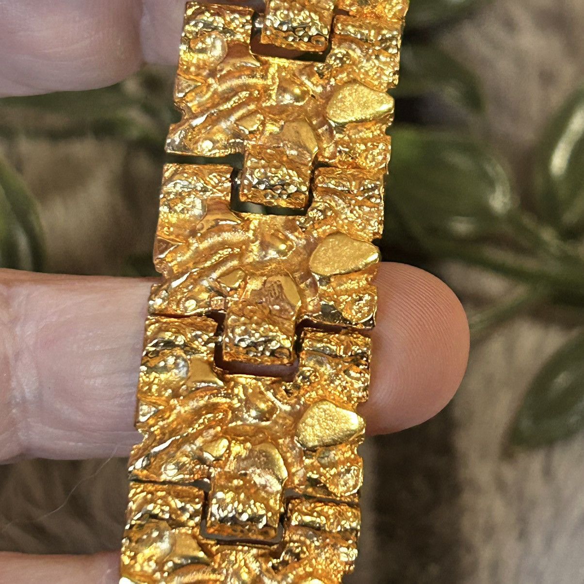 Vintage Vintage 70s-80s wide gold nugget unisex bracelet Size ONE SIZE - 7 Thumbnail
