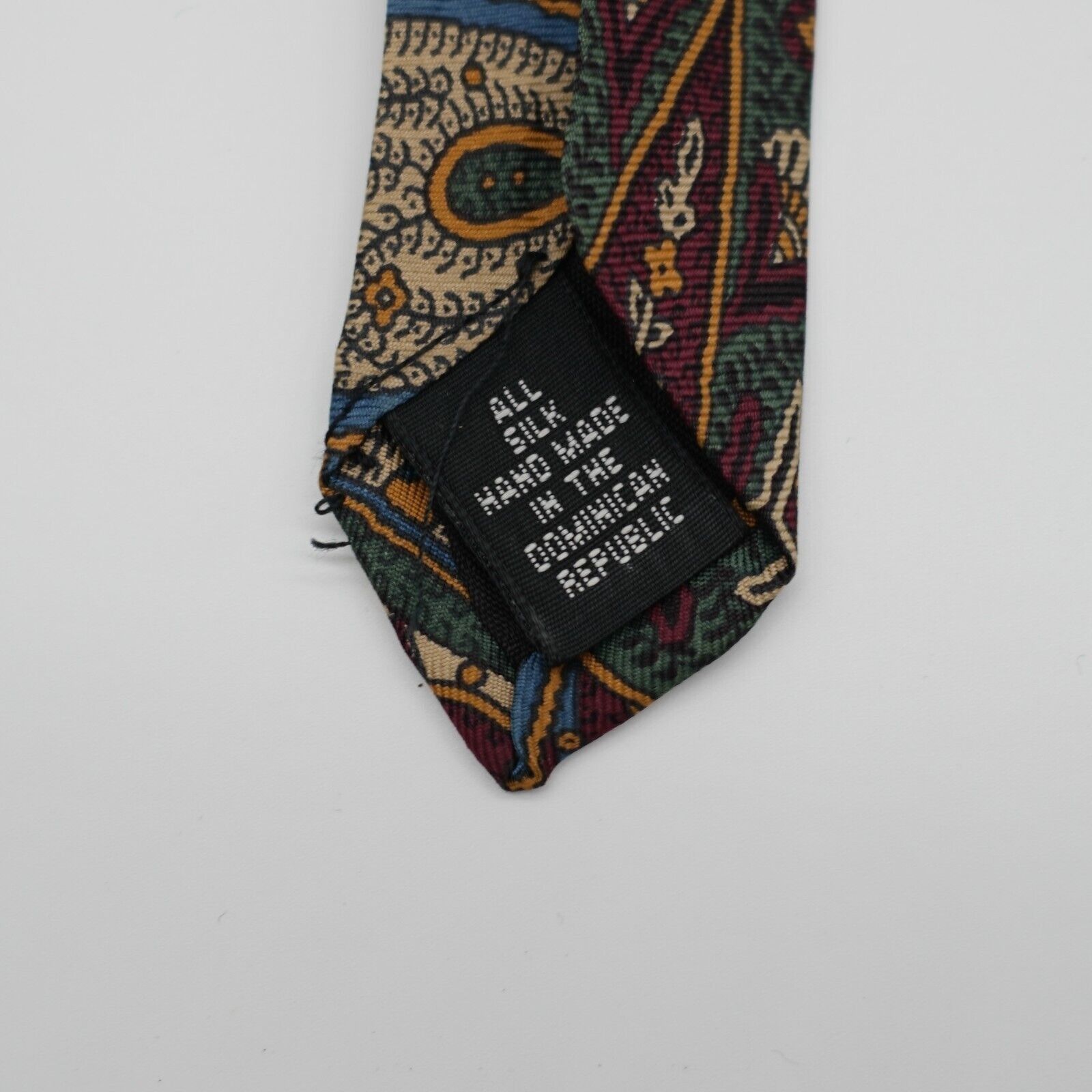Van Heusen Van Heusen 417 Red Paisley Print Short Wide Silk Tie Size ONE SIZE - 4 Thumbnail