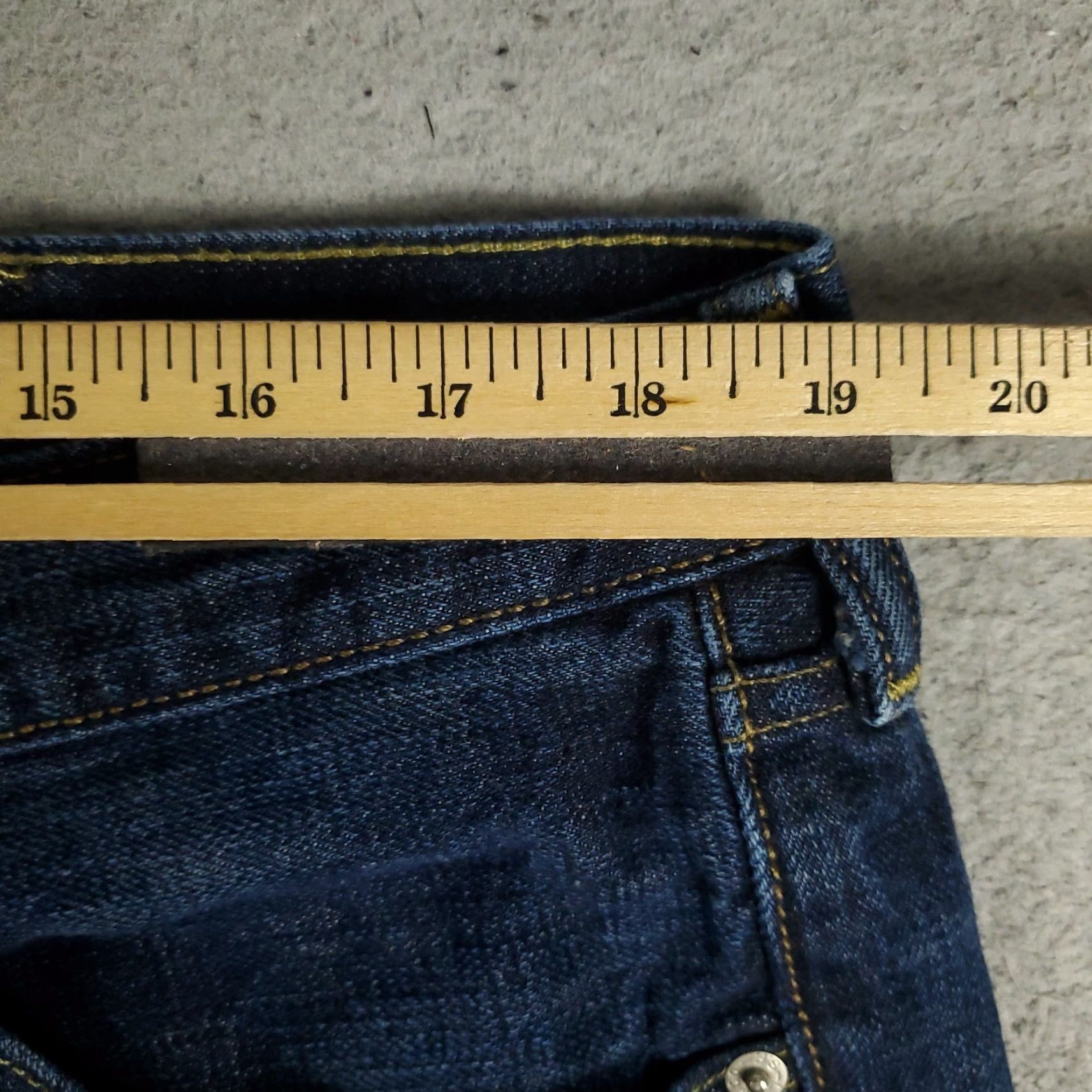 Levi's VINTAGE Levi's 501 Jeans Mens Size 40x30 Denim Straight Leg Button Fly Classic 80s 90s USA Men's Size US 40 / EU 56 - 3 Thumbnail