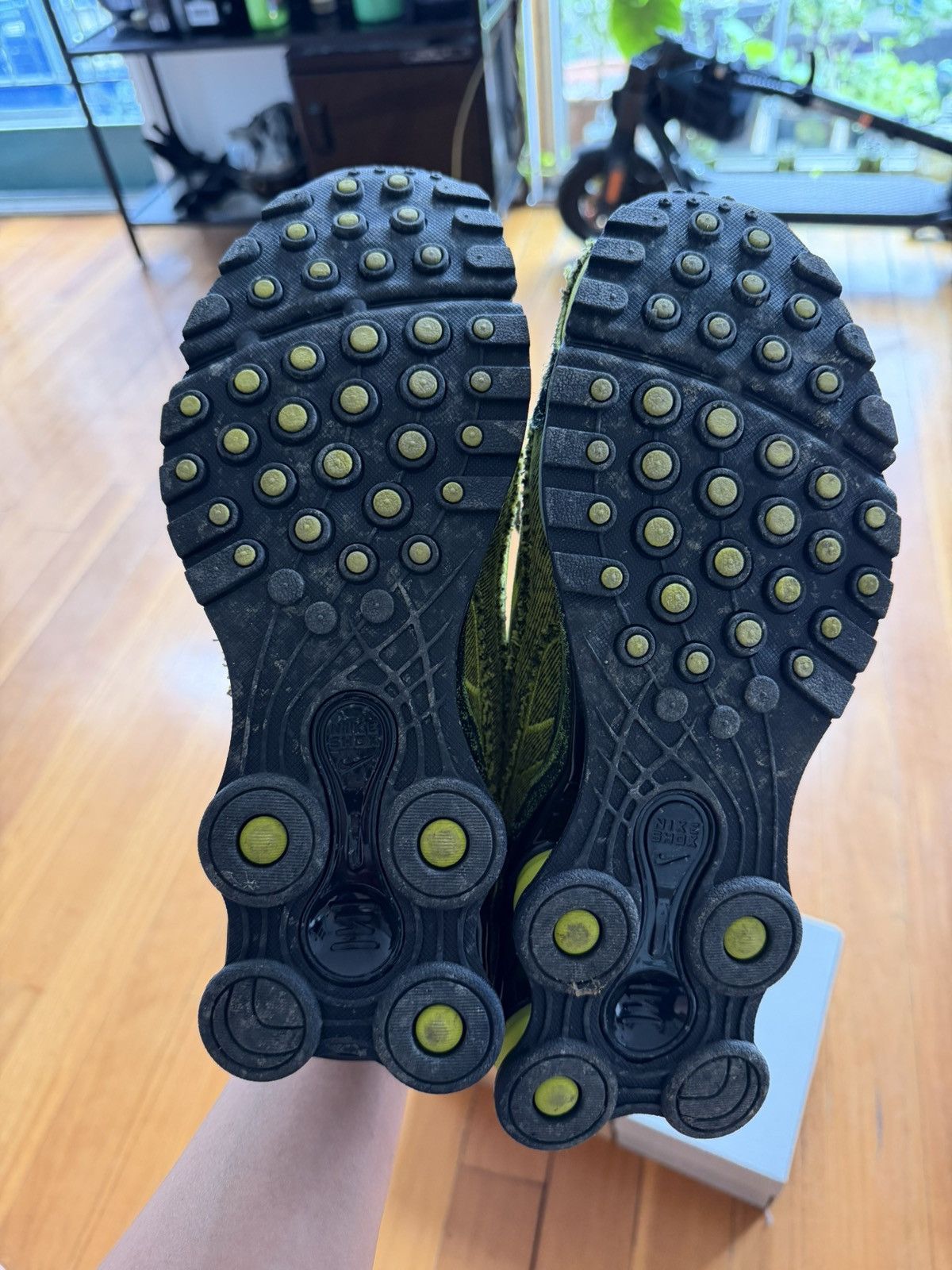 Nike Nike Shox Ride 2 PRM - Black/Bright Cactus-Cyber Volt Size US 9.5 / EU 42-43 - 5 Thumbnail