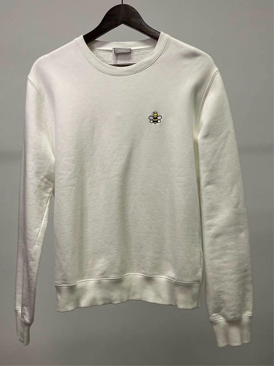 Dior dior x kaws bee sweatshirt in white Size US M / EU 48-50 / 2 - 1 Thumbnail