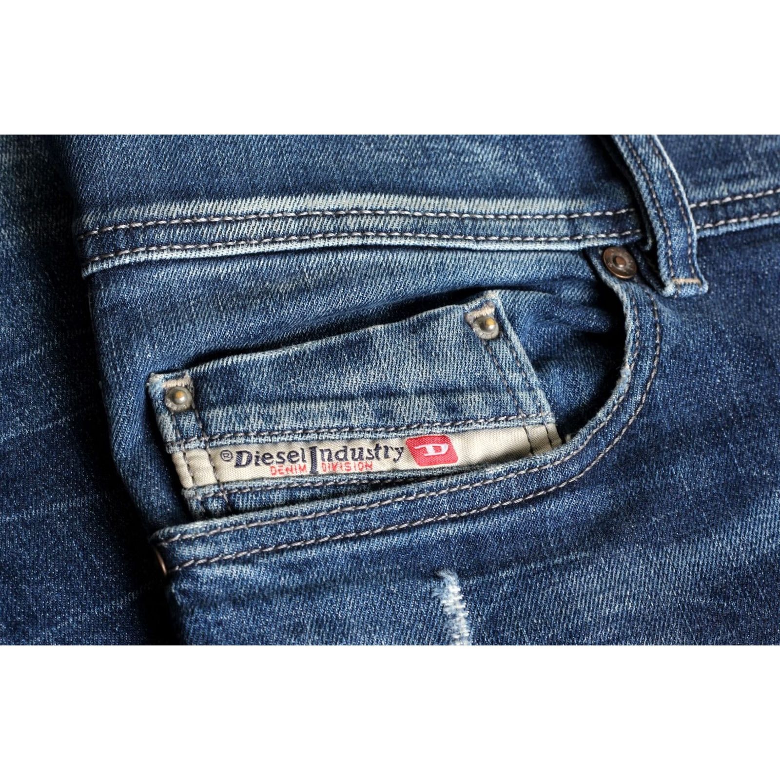 Diesel DIESEL Tepphar 0833F STRETCH Slim Carrot Jeans Men Size 32/34 W32 L34 DZ3620 Blue Medium 5-Pocket Jeans Mens Size US 32 / EU 48 - 6 Thumbnail