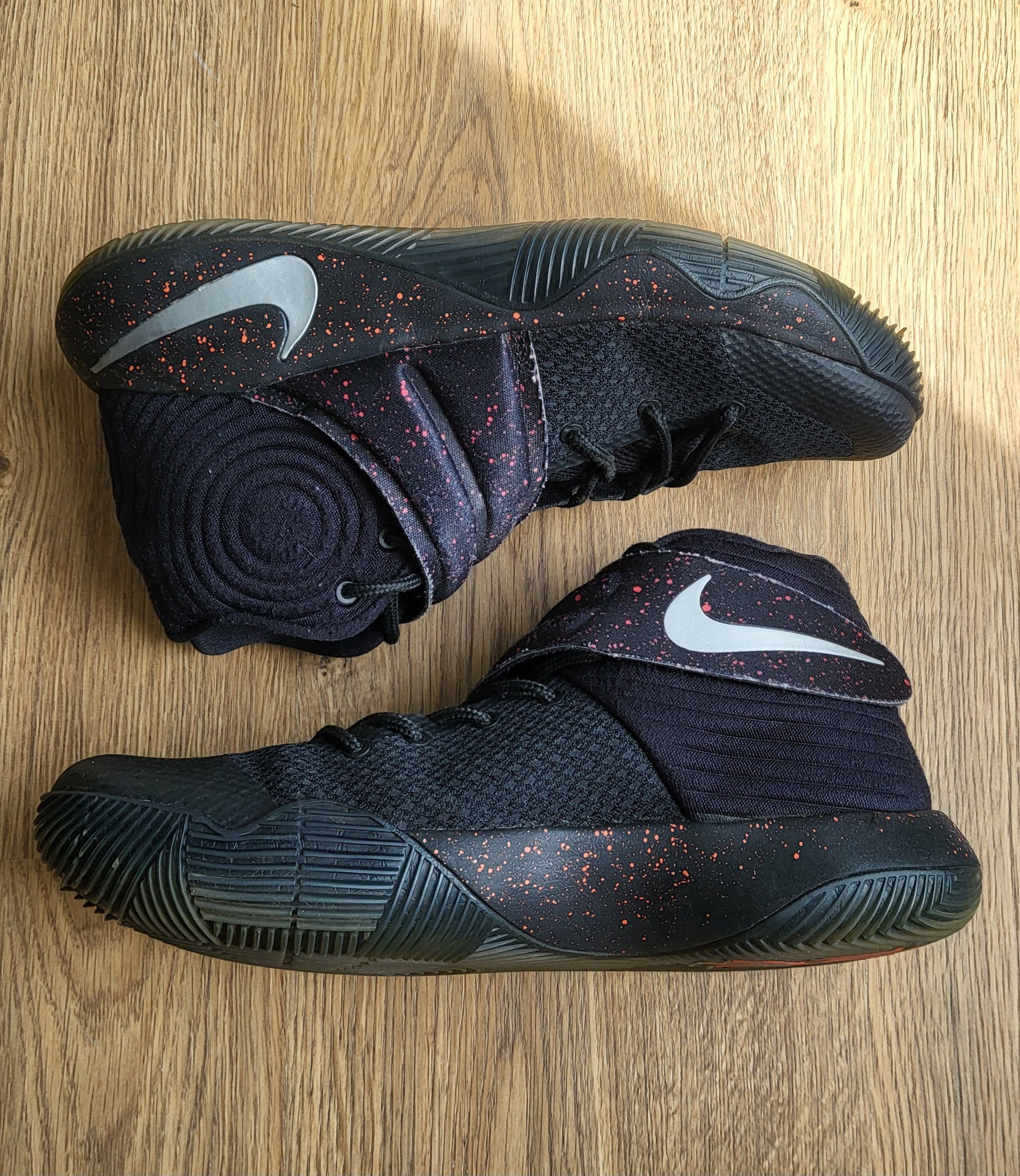 Nike Nike Kyrie 2 Wolf Pack Size US 7.5 / EU 40-41 - 4 Thumbnail