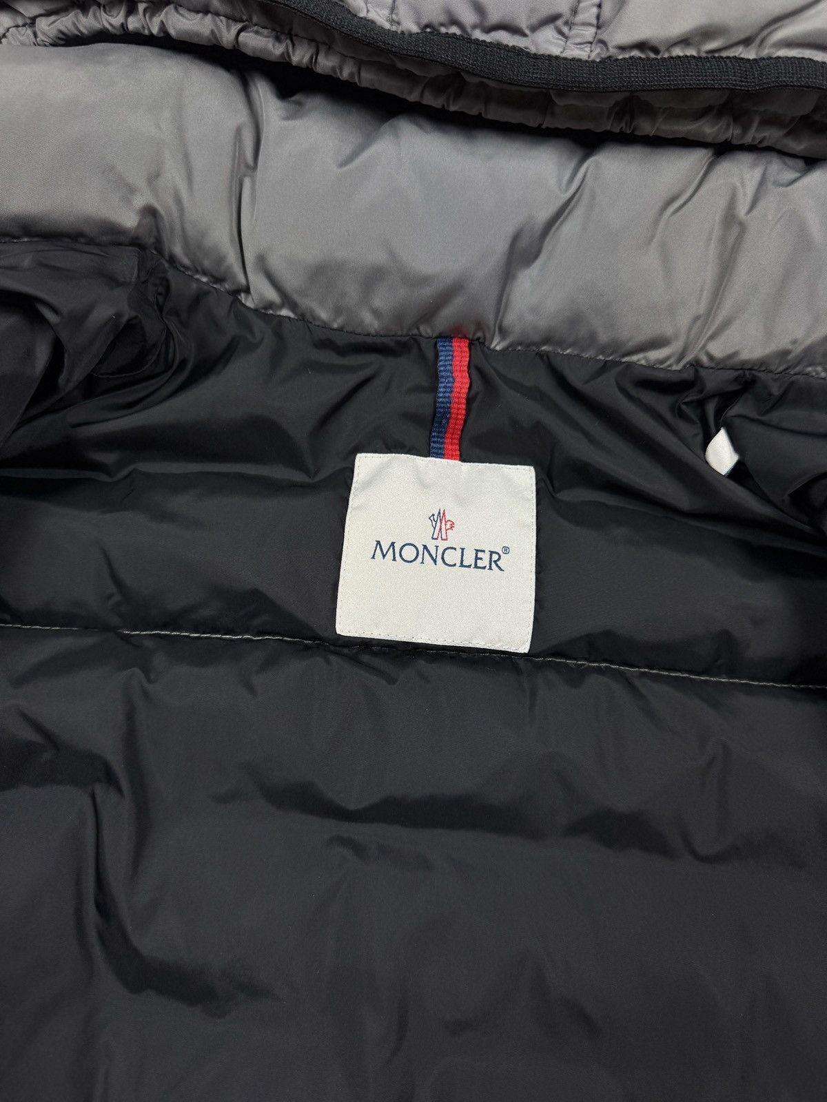 Moncler Women`s Moncler Bea Guibbotto Gray Puffer Jacket Size 0 / S Size XS / US 0-2 / IT 36-38 - 13 Thumbnail
