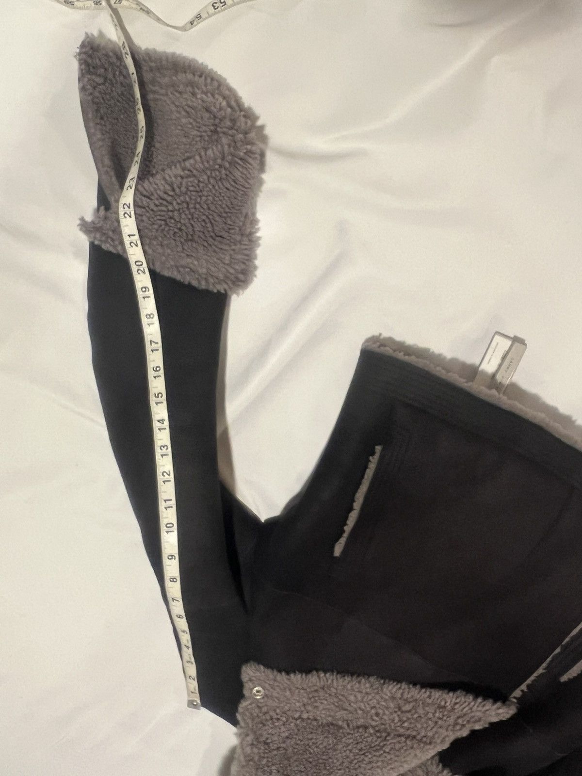 Rick Owens Rick Owens shearling coat. 44/S. $3890 Size US S / EU 44-46 / 1 - 10 Thumbnail