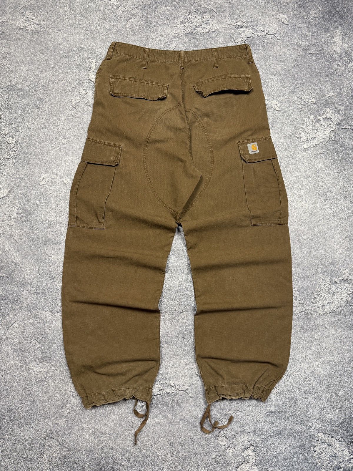 Carhartt × Vintage Vintage Carhartt Cargo Pants Brown Y2K 34x32 Size US 34 / EU 50 - 1 Thumbnail