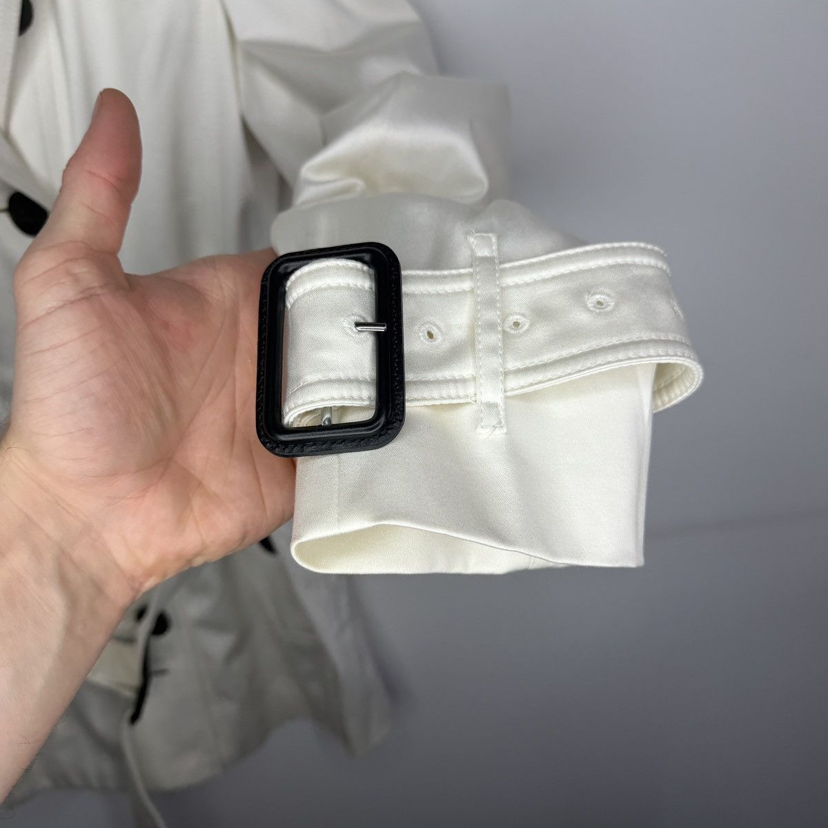 Burberry Burberry Coat Ecru White Belted Avant Garde Double Breasted Size S / US 4 / IT 40 - 10 Thumbnail