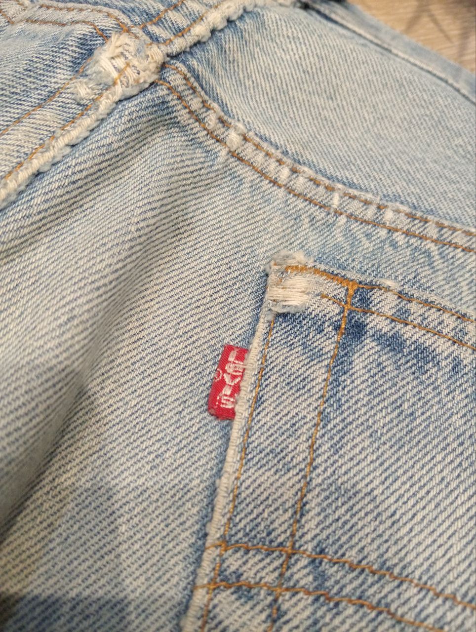 Levi's Vintage Clothing VINTAGE LEVI'S 501 BLUE DISTRESSED DENIM JEANS Size US 36 / EU 52 - 16 Thumbnail