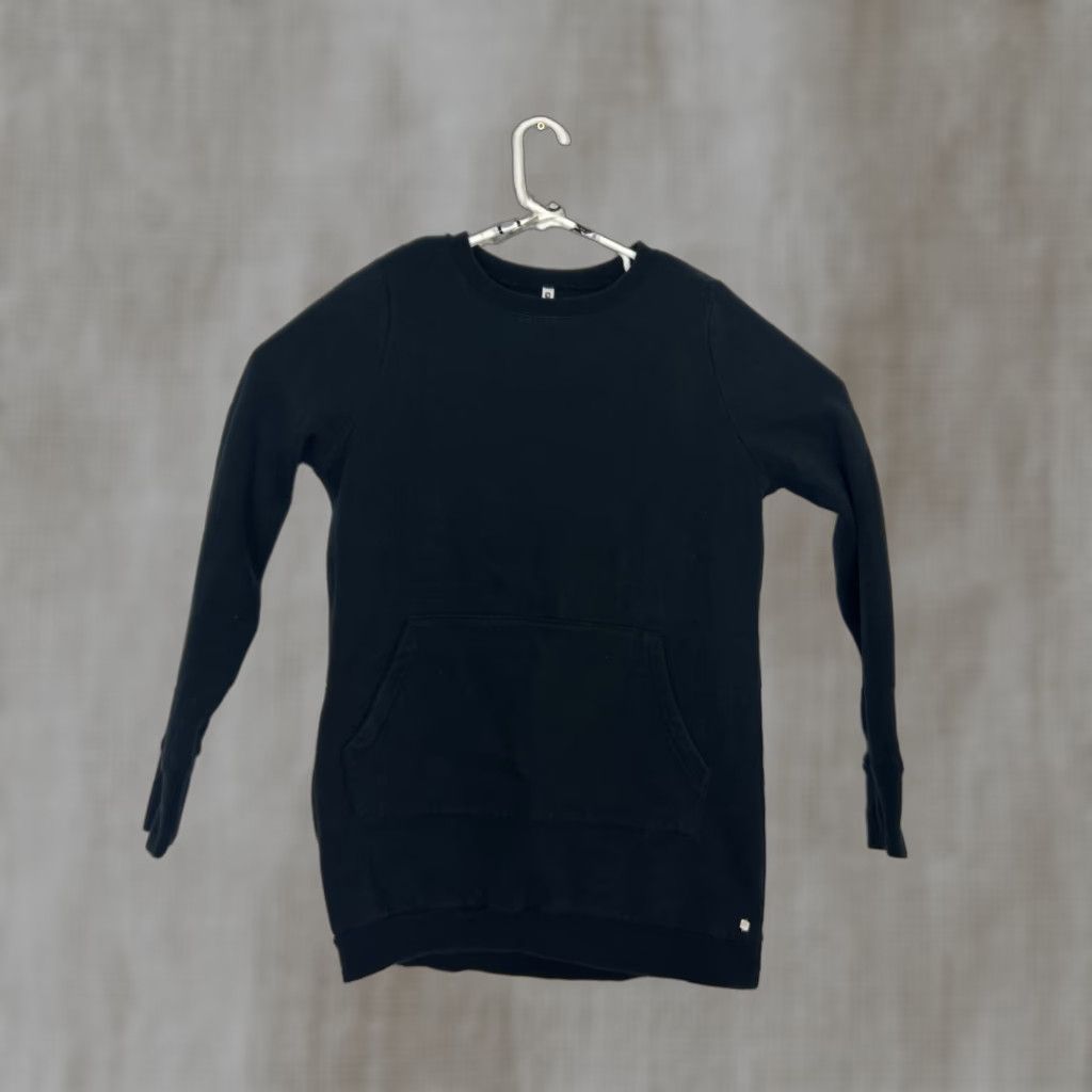 Fabletics Fabletics Sweatshirt Pullover Kangaroo Pocket Crew Neck Black Womens Size S Short Description: – Size S / US 4 / IT 40 - 1 Thumbnail