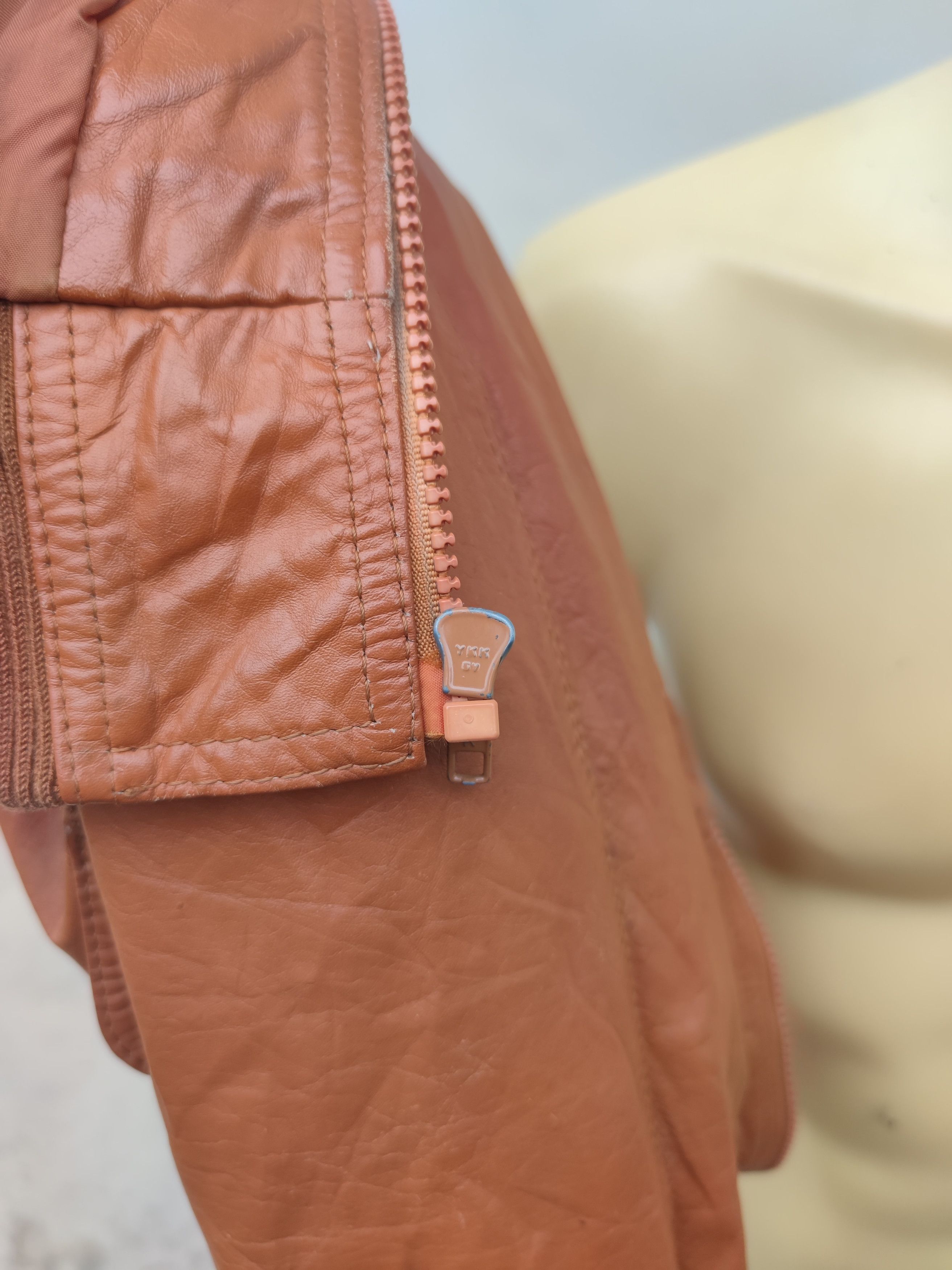 Vintage Vintage Crae Carlyle Cowhide Leather Jacket Size US M / EU 48-50 / 2 - 16 Thumbnail