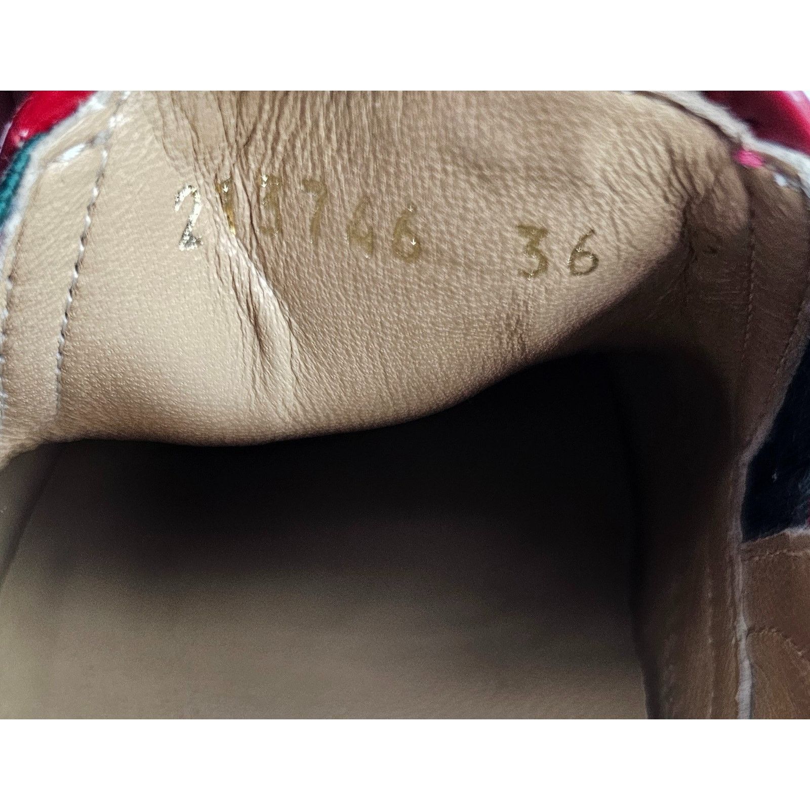 Gucci Gucci GG Supreme coated canvas slip-on loafers Size US 6 / IT 36 - 7 Thumbnail