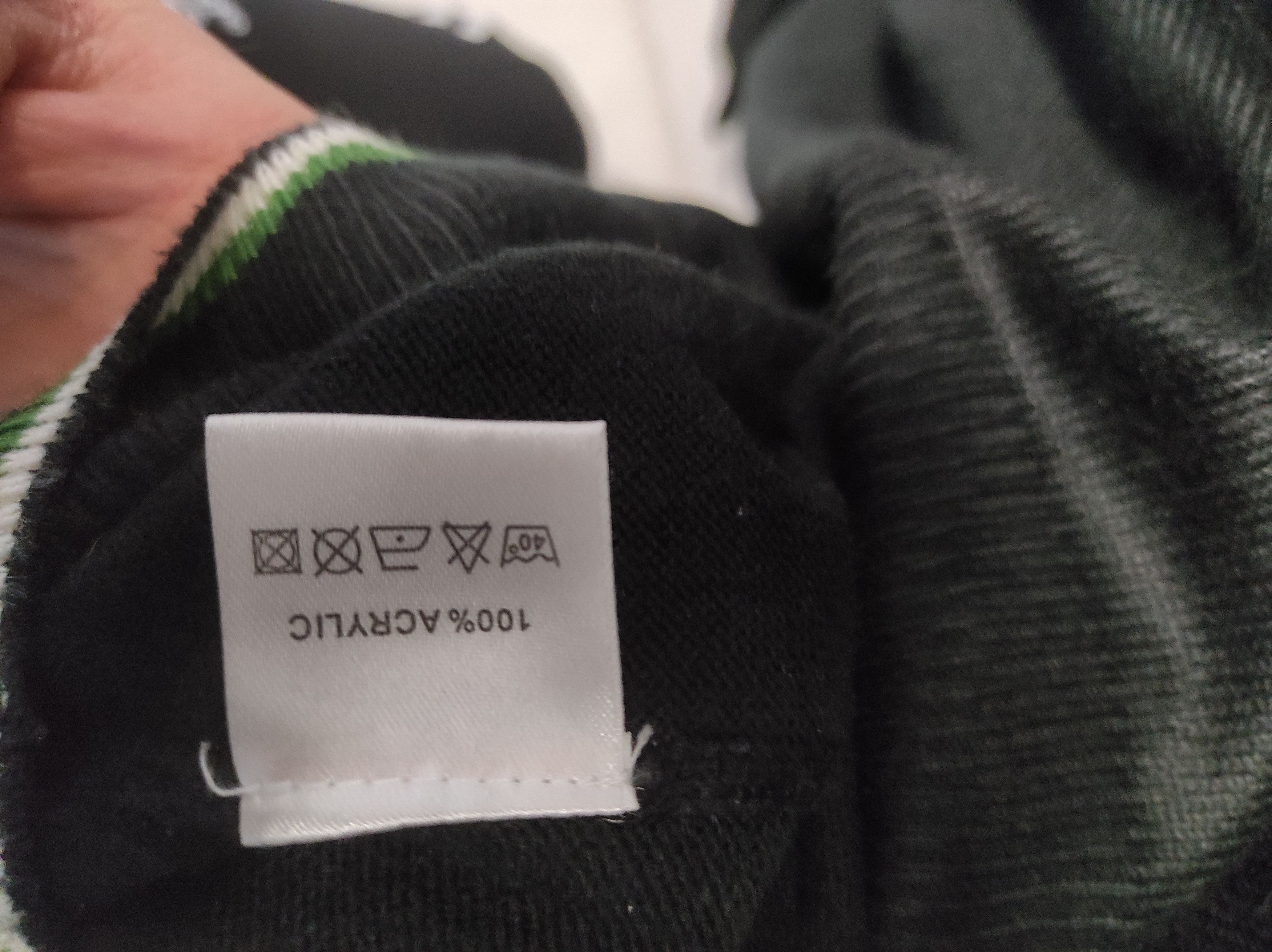 Other Celtic football club sweatshirt Size US M / EU 48-50 / 2 - 3 Thumbnail