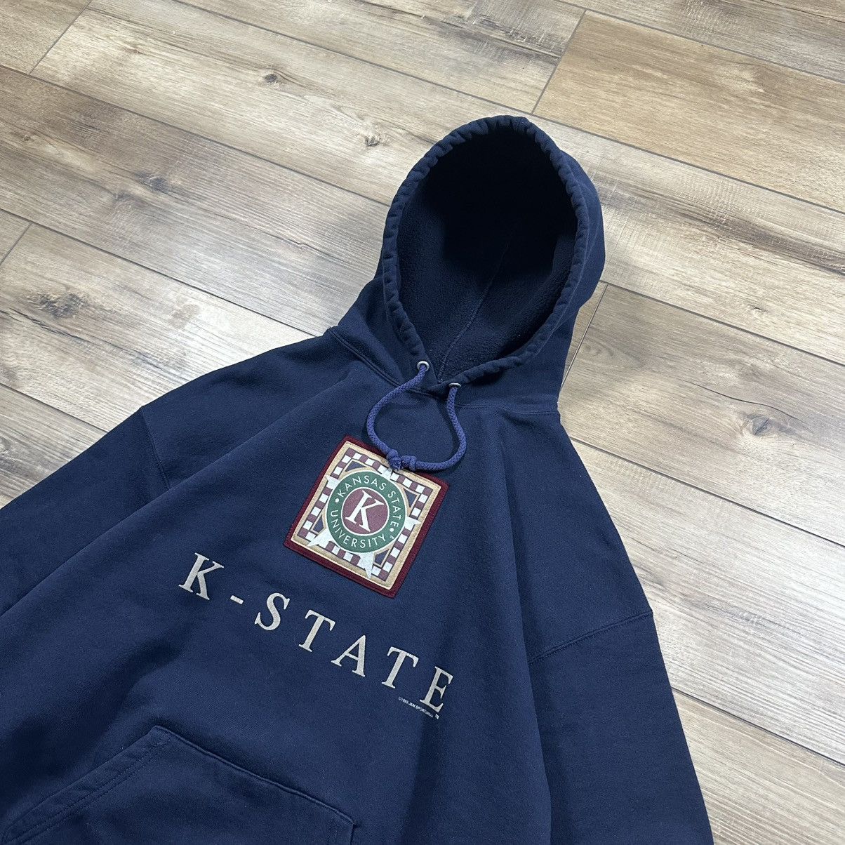 Other Vintage 1993 J&M Sportswear Kansas State Pullover Hoodie Size US XL / EU 56 / 4 - 3 Thumbnail