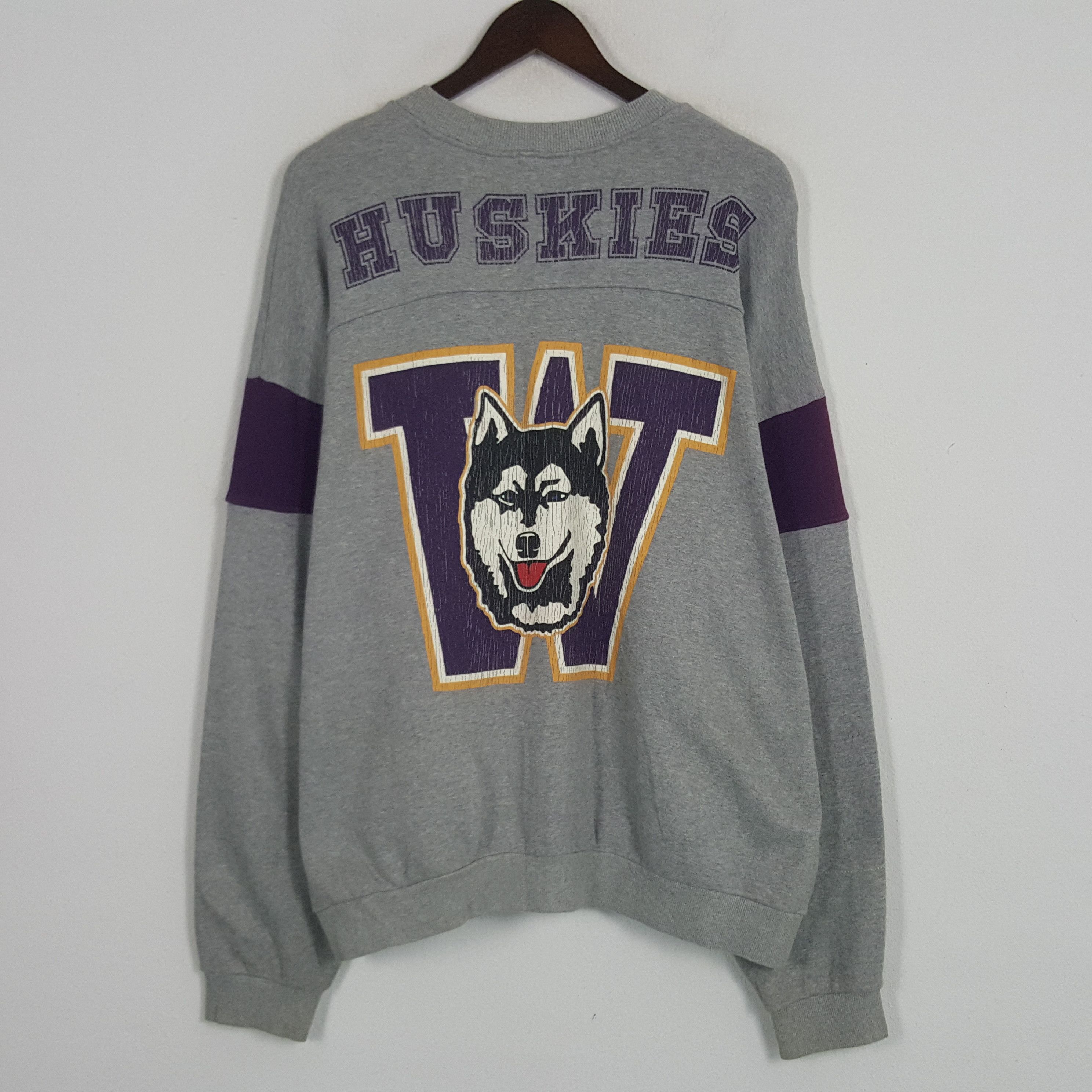 Vintage Vintage Washington Big Wolf Logo Sweatshirt Size US L / EU 52-54 / 3 - 3 Thumbnail