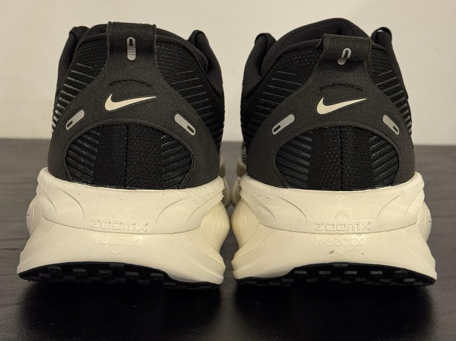 Nike Size 15 Nike Vomero 18 Black White Summit Coconut Men’s Shoe Size US 15 / EU 48 - 4 Thumbnail