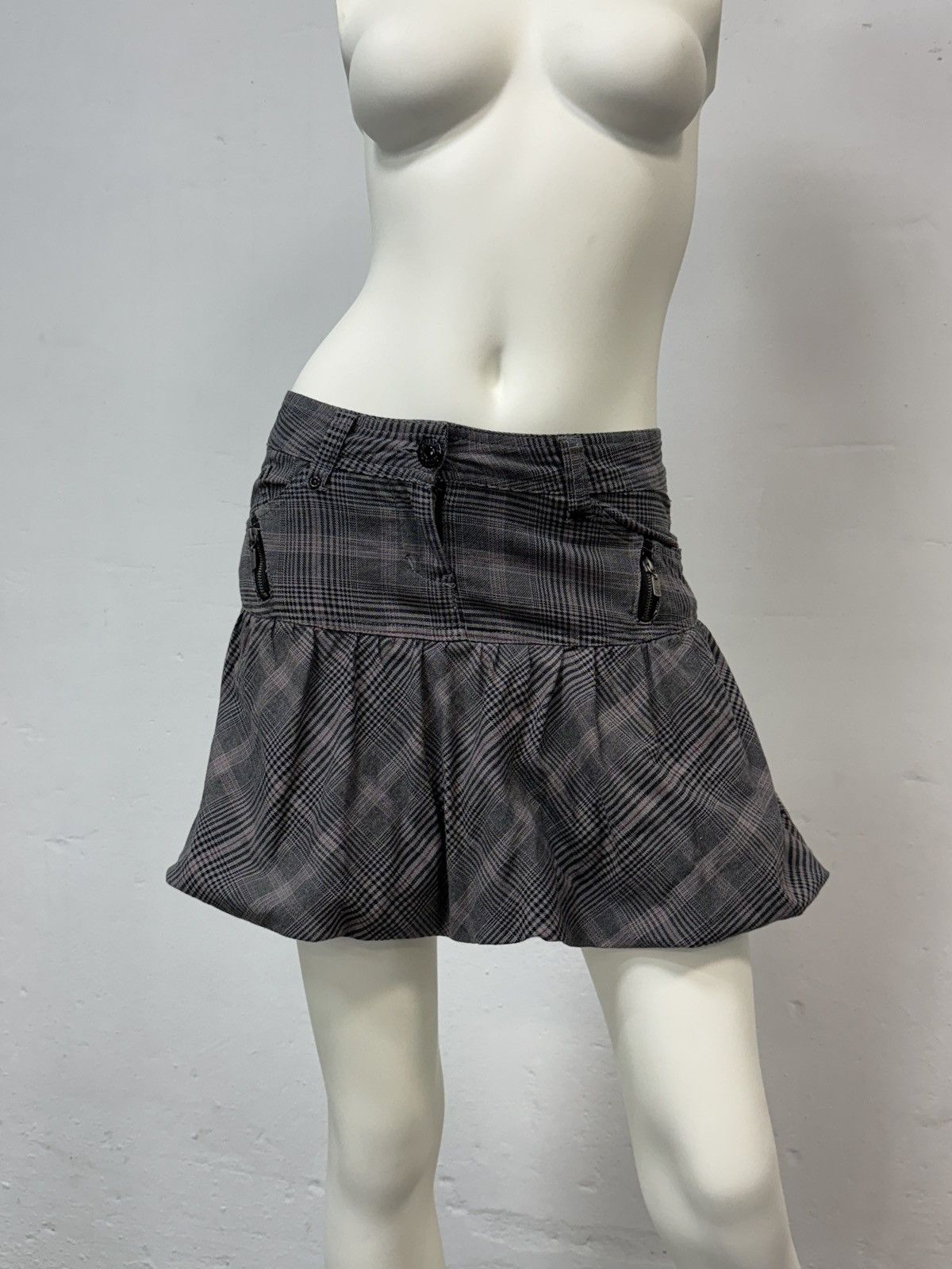 Vintage Vintage y2k Mini Skirt Size 25" / US 0 / IT 36 - 1 Thumbnail
