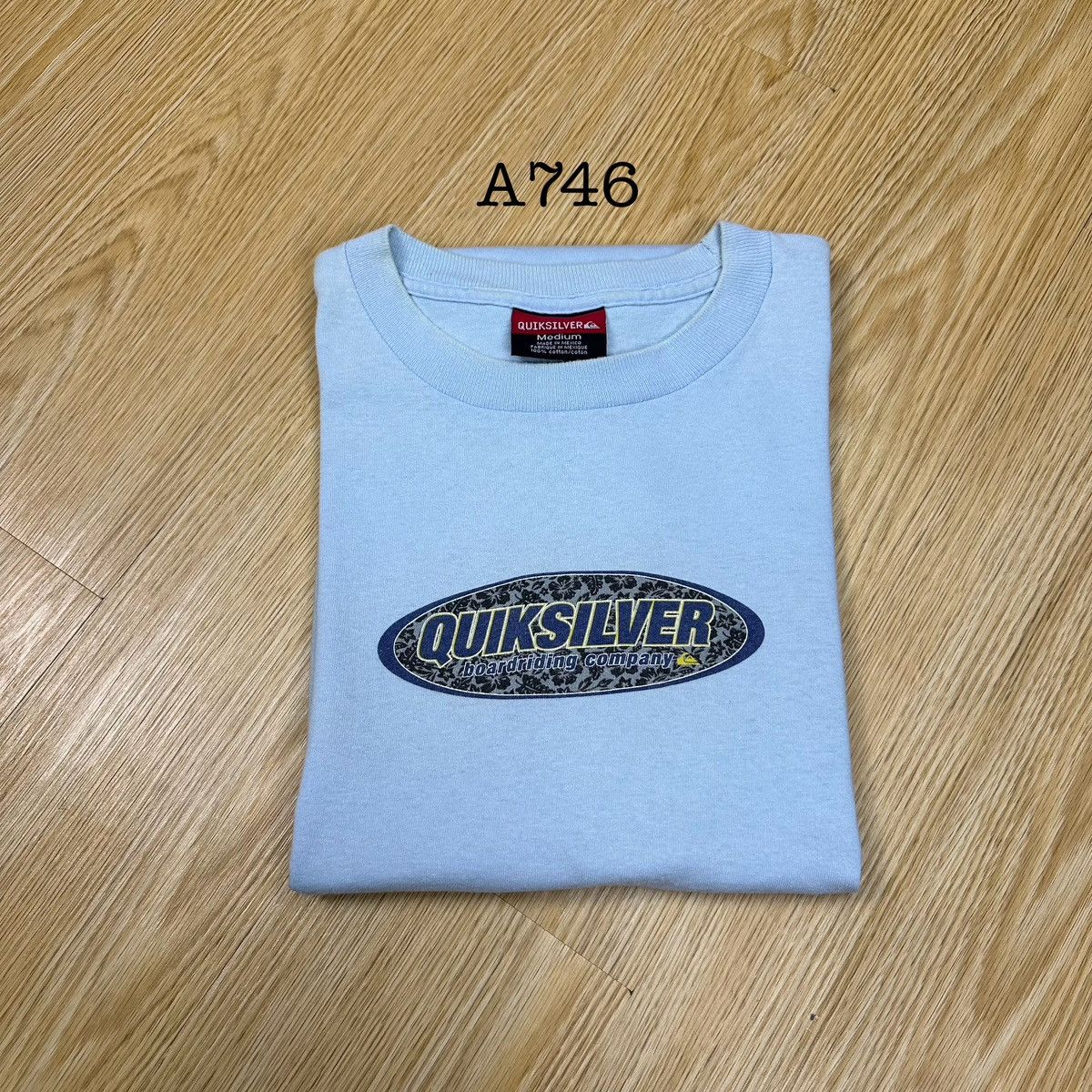 Quiksilver Quiksilver Center Logo Vintage Tshirt A746 Size US M / EU 48-50 / 2 - 11 Thumbnail