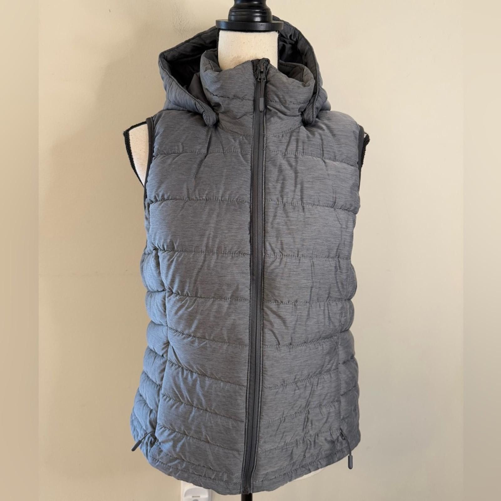 Other Tangerine gray puffer vest removable hood SZ LG Size L / US 10 / IT 46 - 2 Thumbnail
