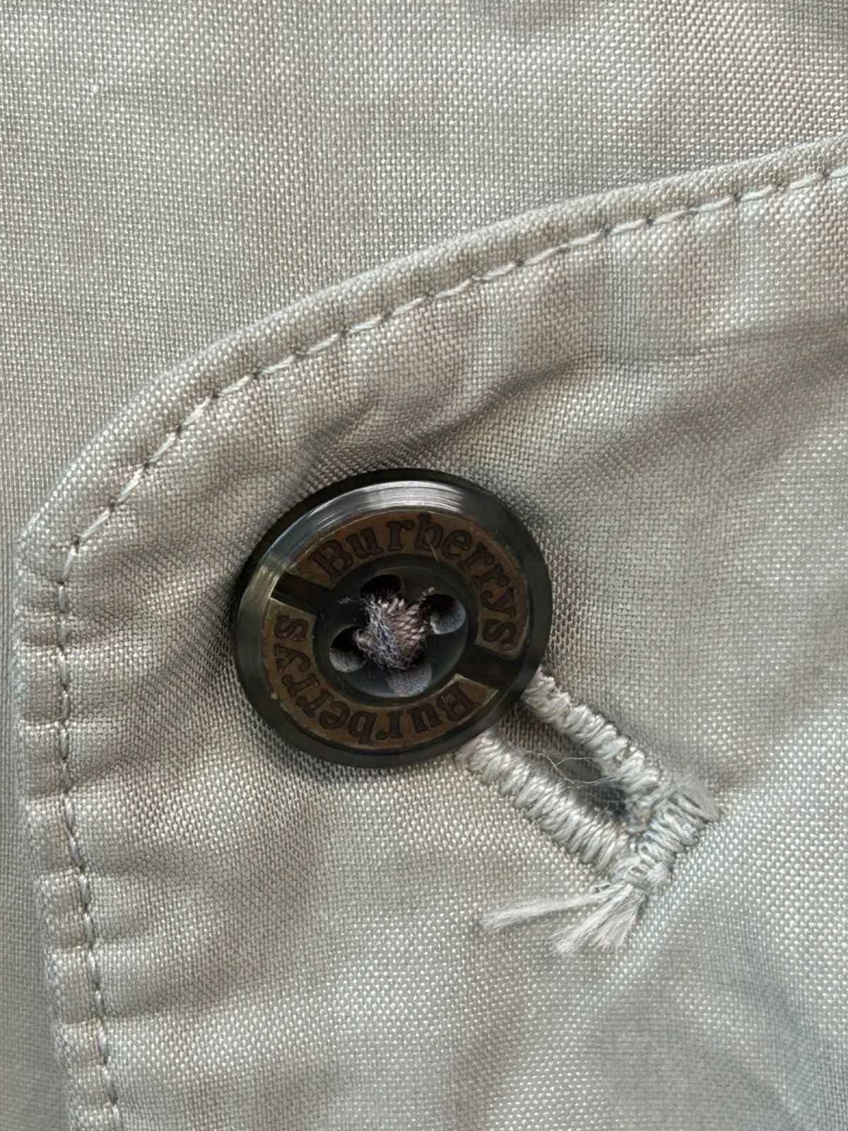 Burberry × Vintage 🔥🔥 Vintage BURBERRY Light Jacket Size US M / EU 48-50 / 2 - 9 Thumbnail