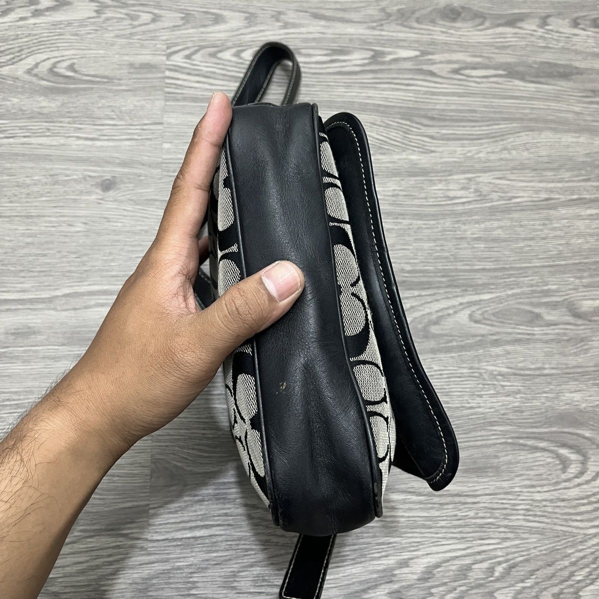 Coach Vintage Coach Monogram Crossbody Bag 🟥 Size ONE SIZE - 13 Thumbnail