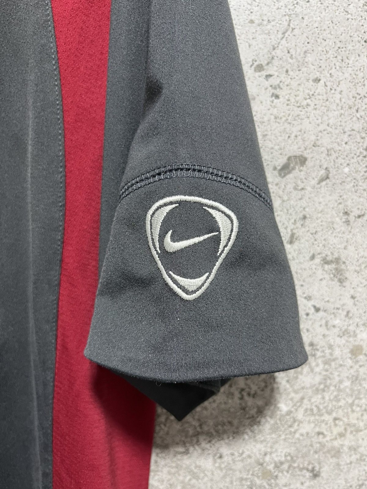 Nike × Vintage Manchester United 2005-2006 Training Football Shirt Size US S / EU 44-46 / 1 - 5 Thumbnail