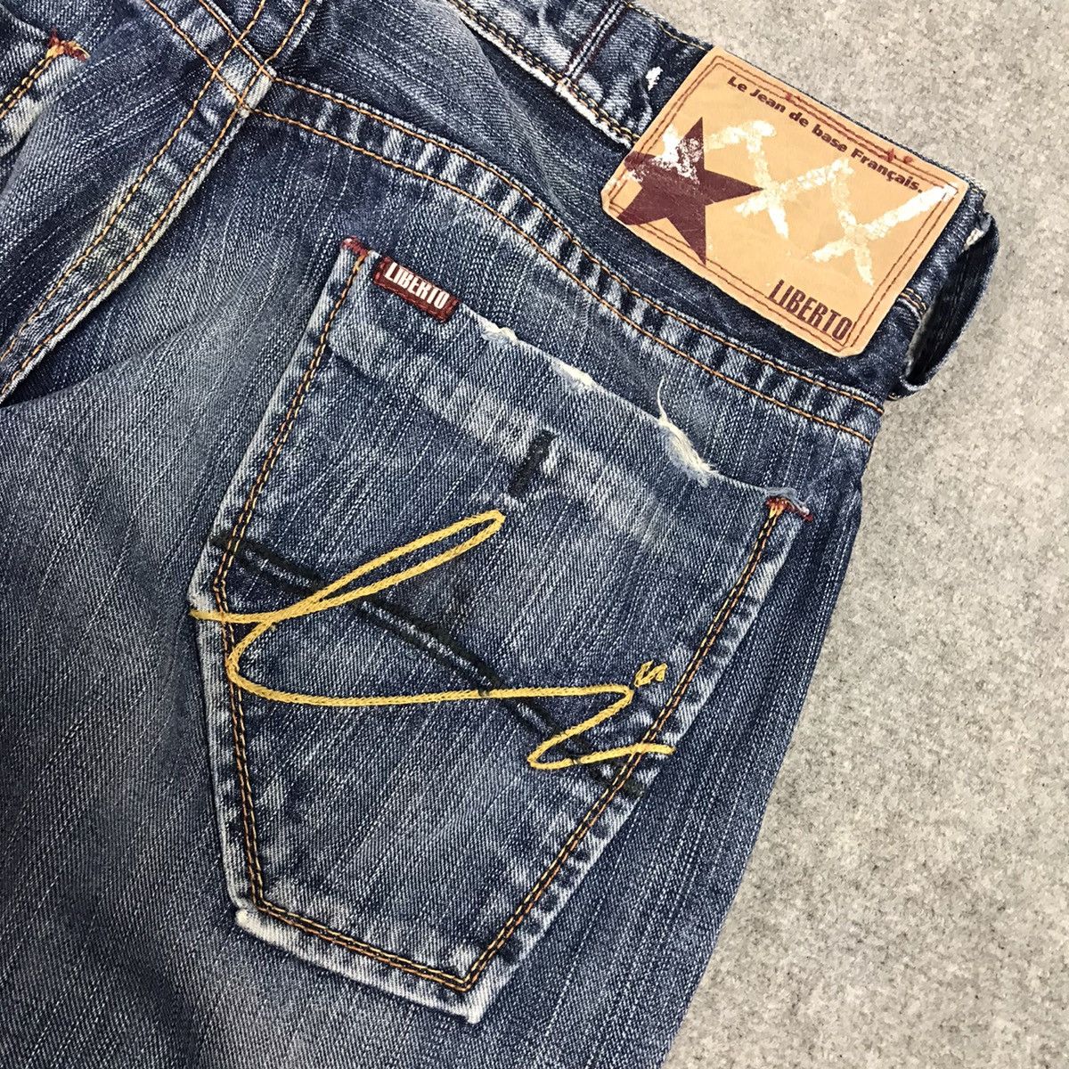 Beauty Beast × Japanese Brand FLARE LIBERTO XXX DENIM DESIGN ACID DISTRESSED BOOTCUT JEANS Size US 30 / EU 46 - 15 Thumbnail