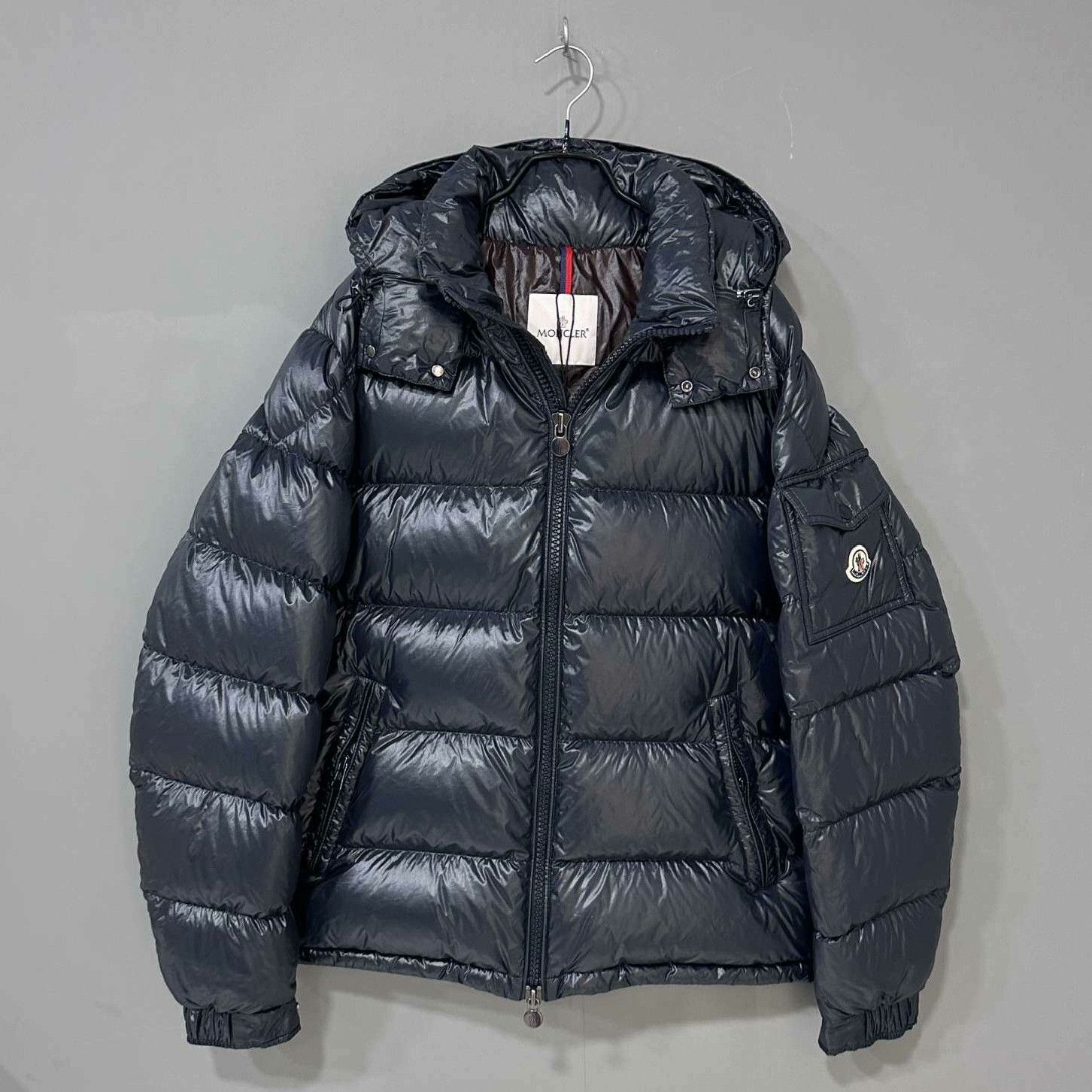 Moncler Moncler Down Heavy Coat L Men Size US L / EU 52-54 / 3 - 1 Thumbnail