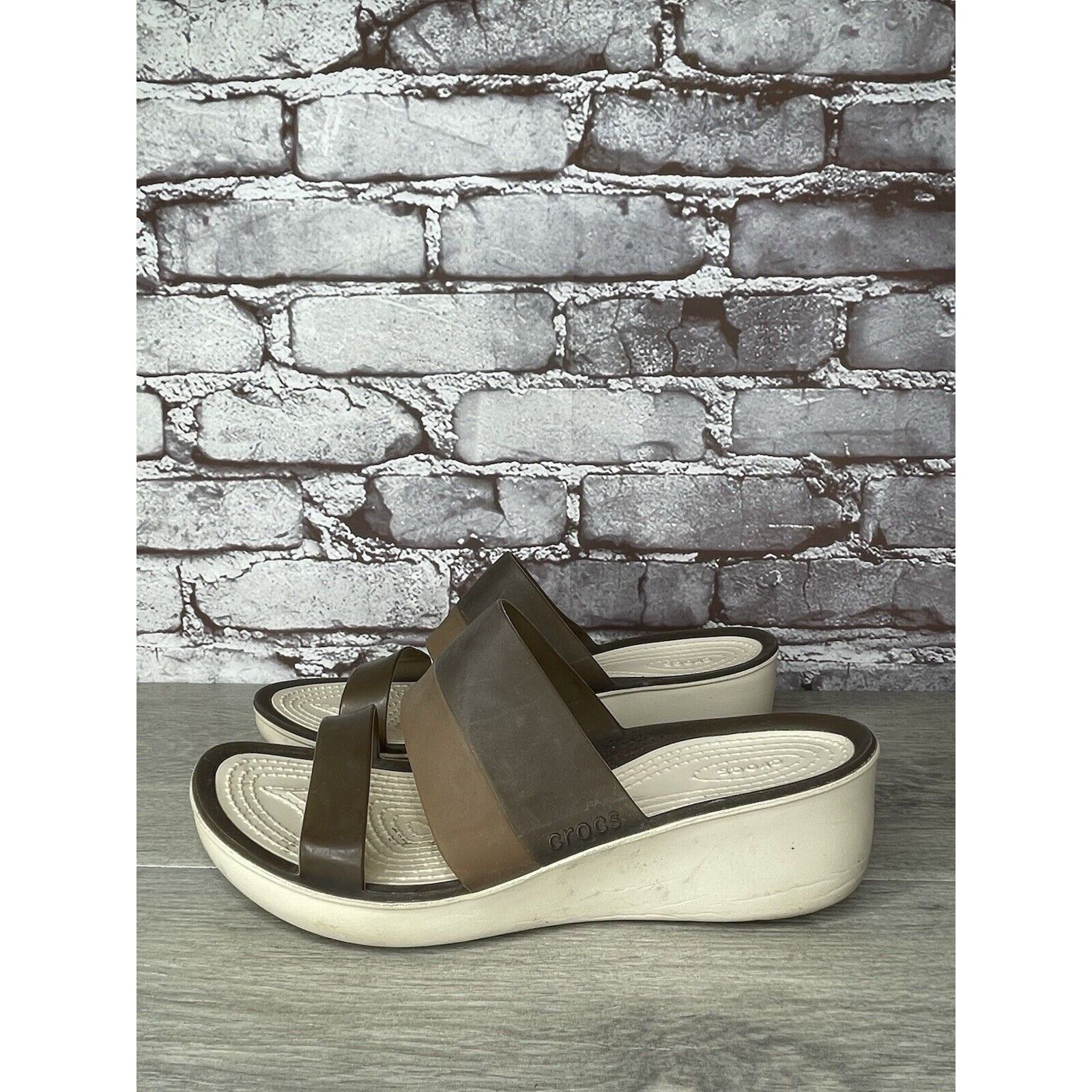 Crocs CROCS CIABATTA 200031 COLORBLOCK BROWN TAN SLIP ON WEDGE SA Size US 9 / IT 39 - 19 Thumbnail