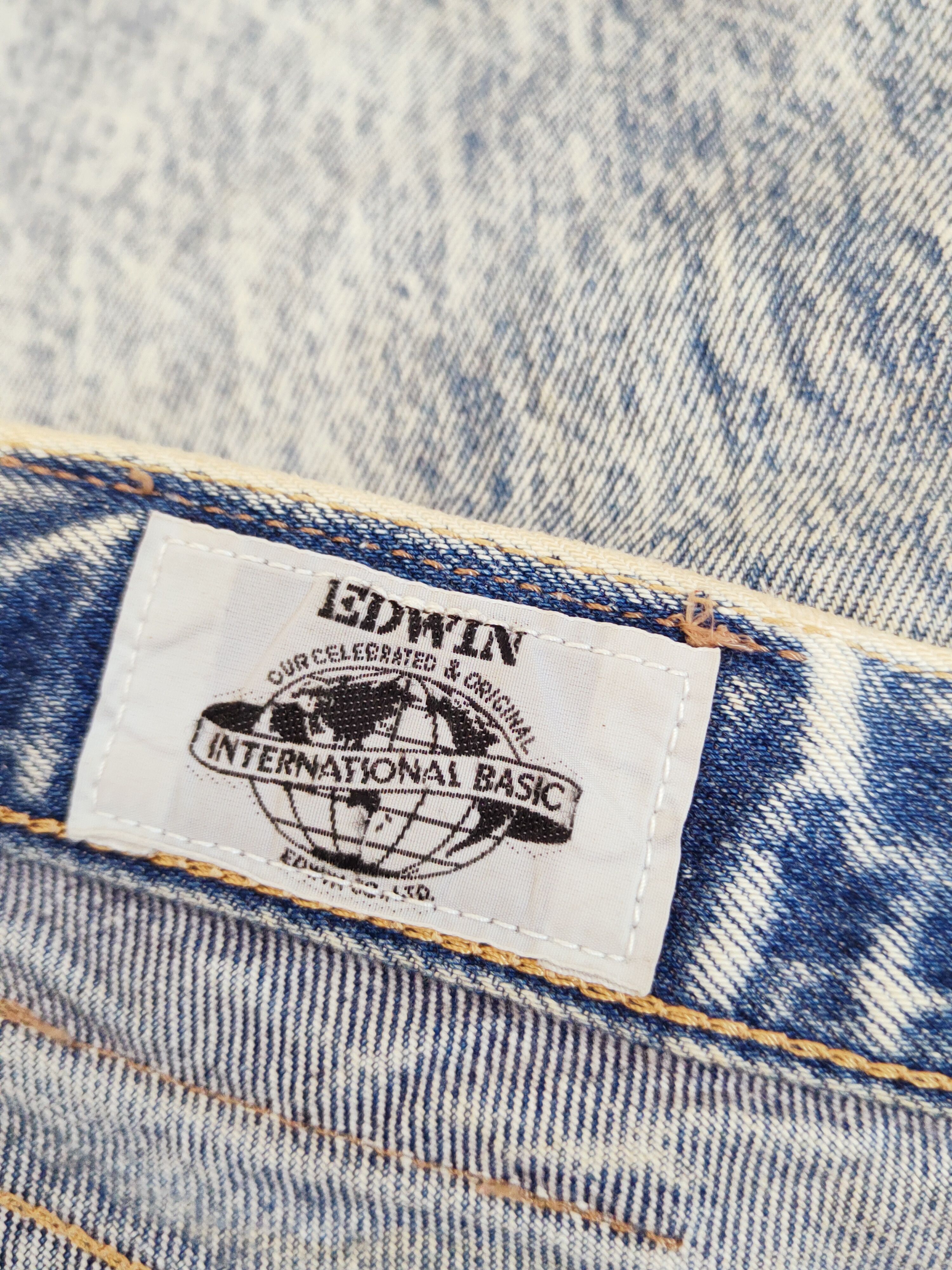 Edwin Edwin Dark Blue Distressed Ripped Jeans #W506 Size US 31 - 16 Thumbnail