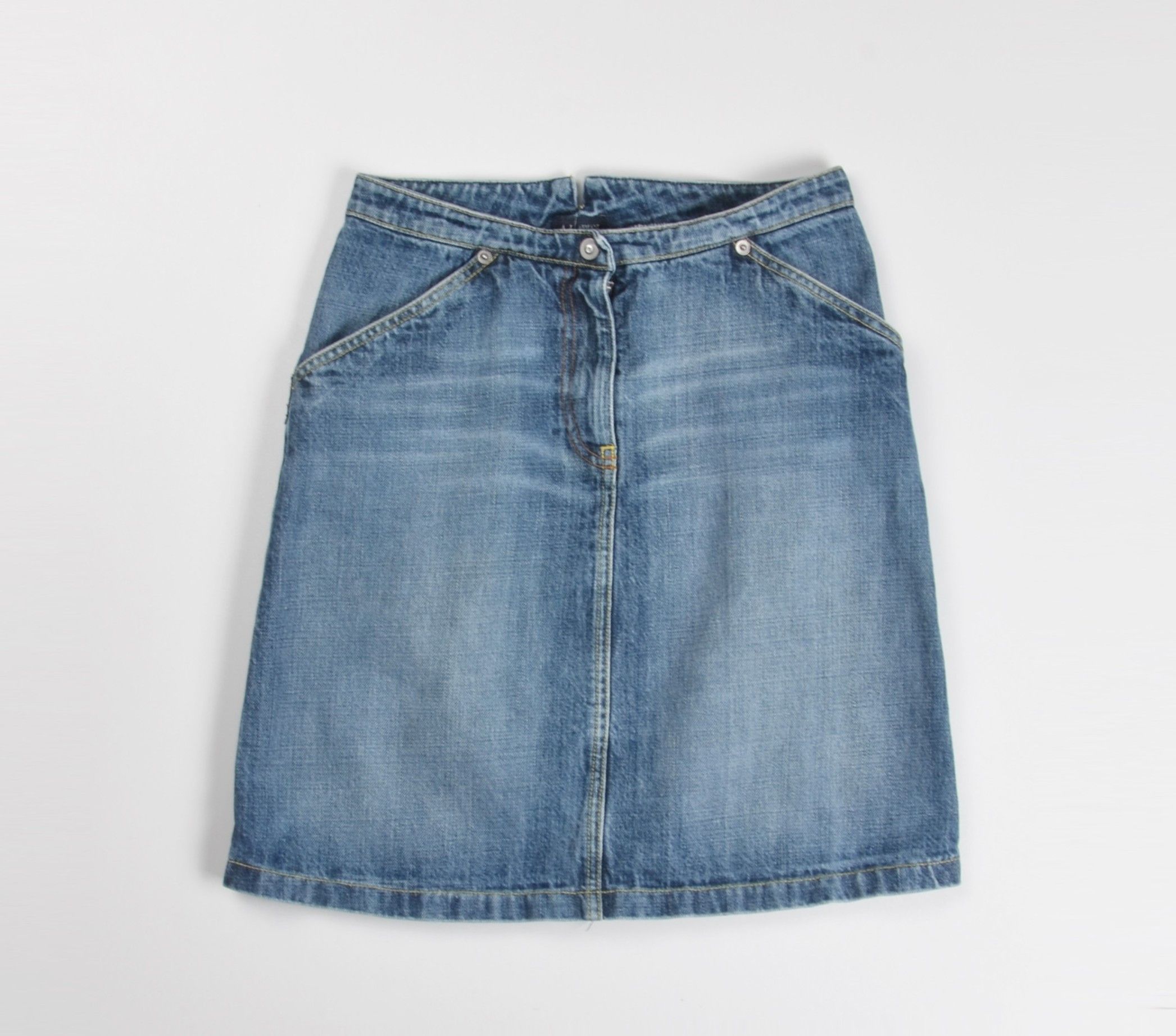 Armani Vintage Armani Jeans Y2K Blue Mini Denim Skirt Size 26" / US 2 / IT 38 - 3 Thumbnail