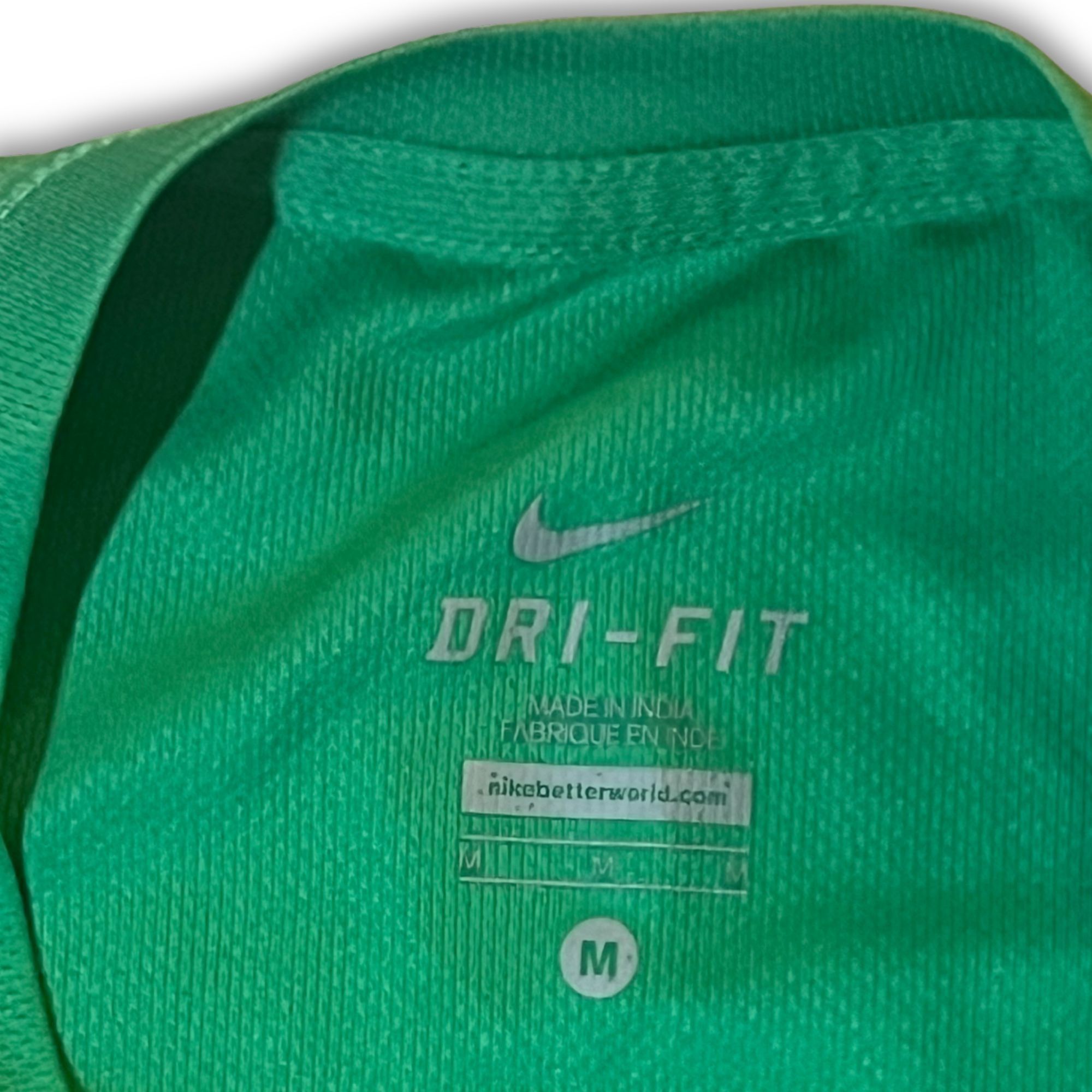 Nike Nike Dri-Fit Legend Mens Training T-Shirt Green Size M Size US M / EU 48-50 / 2 - 5 Thumbnail
