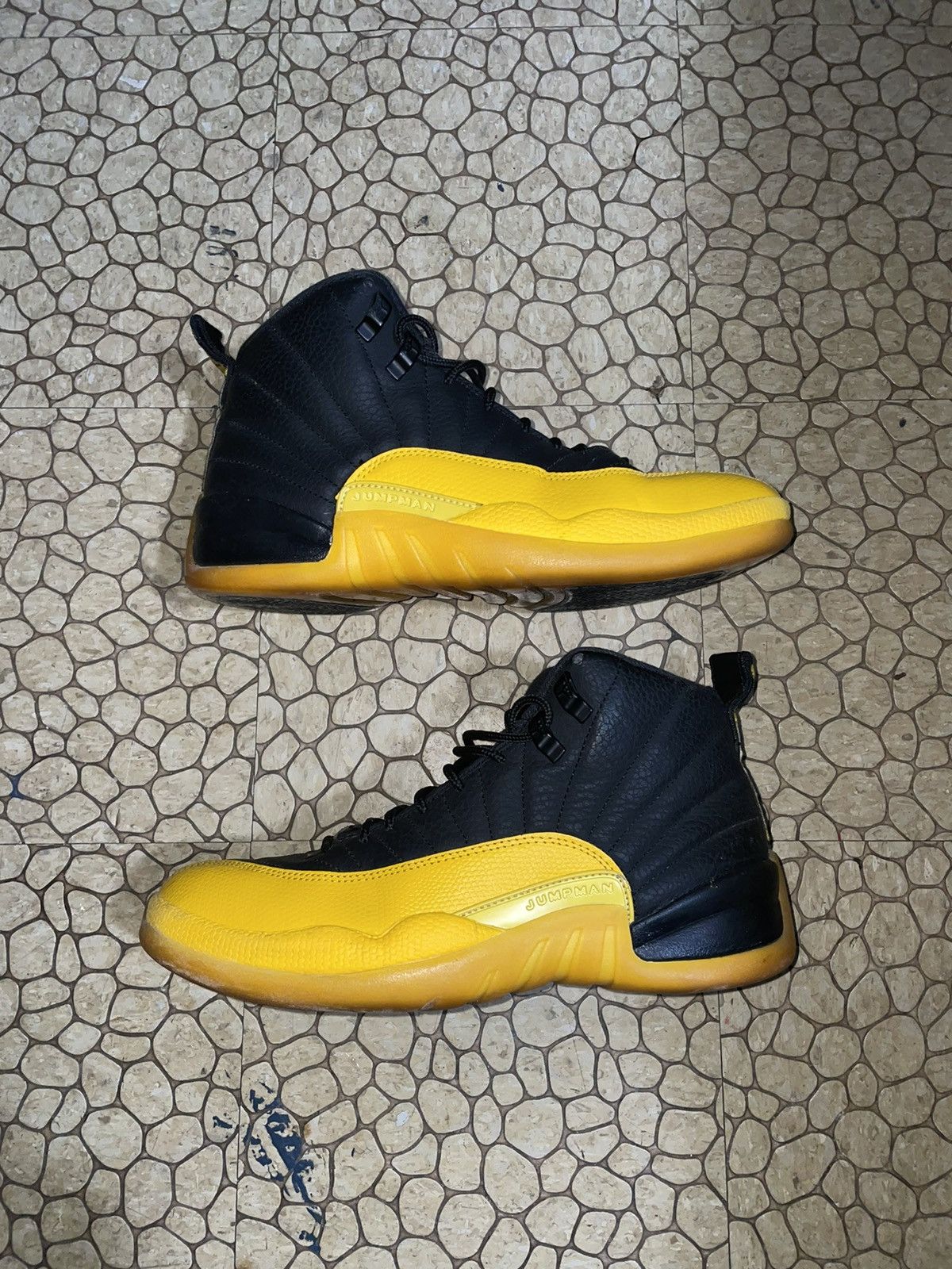 jordan 12 university gold size 7