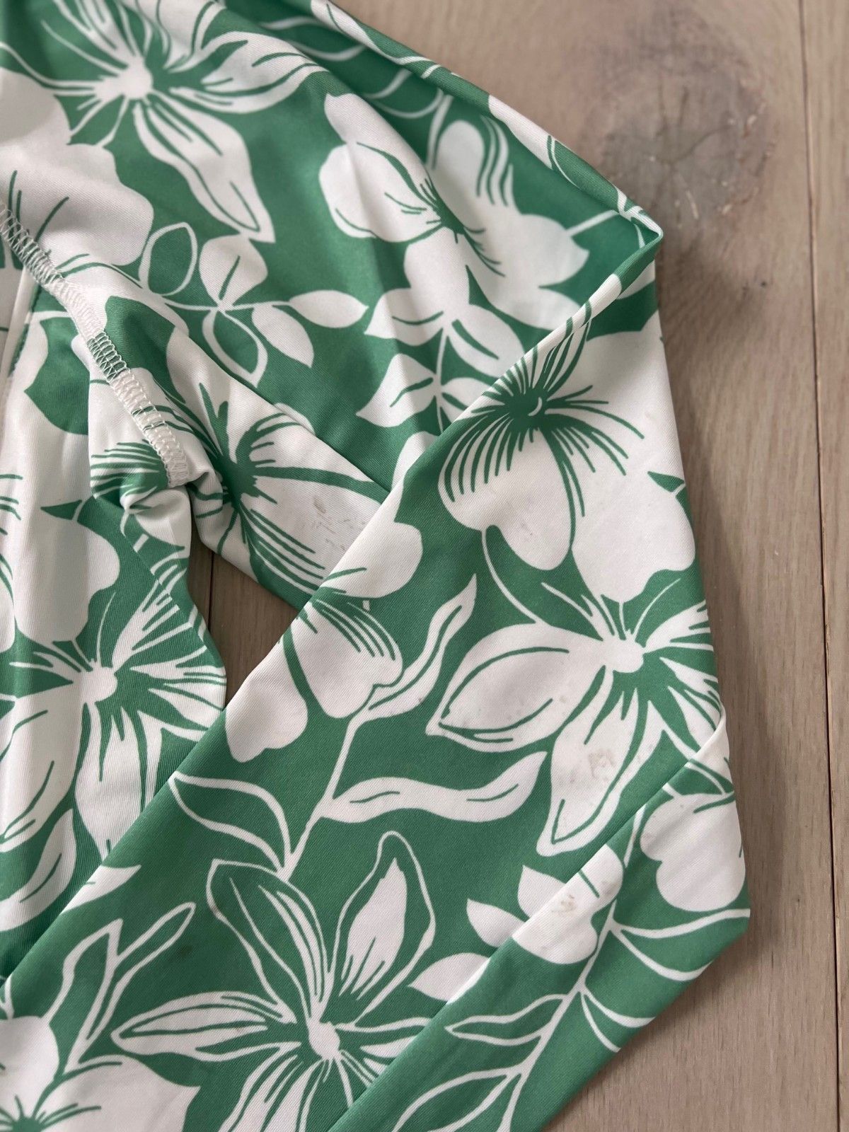 Ralph Lauren Ralph Lauren RLX Golf Concept 1/4 Zip Floral Top Green ( M ) Size M / US 6-8 / IT 42-44 - 4 Thumbnail