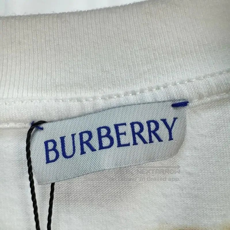 Burberry Burberry White Logo Print Short Sleeve T-Shirt. Size XS / US 0-2 / IT 36-38 - 5 Thumbnail